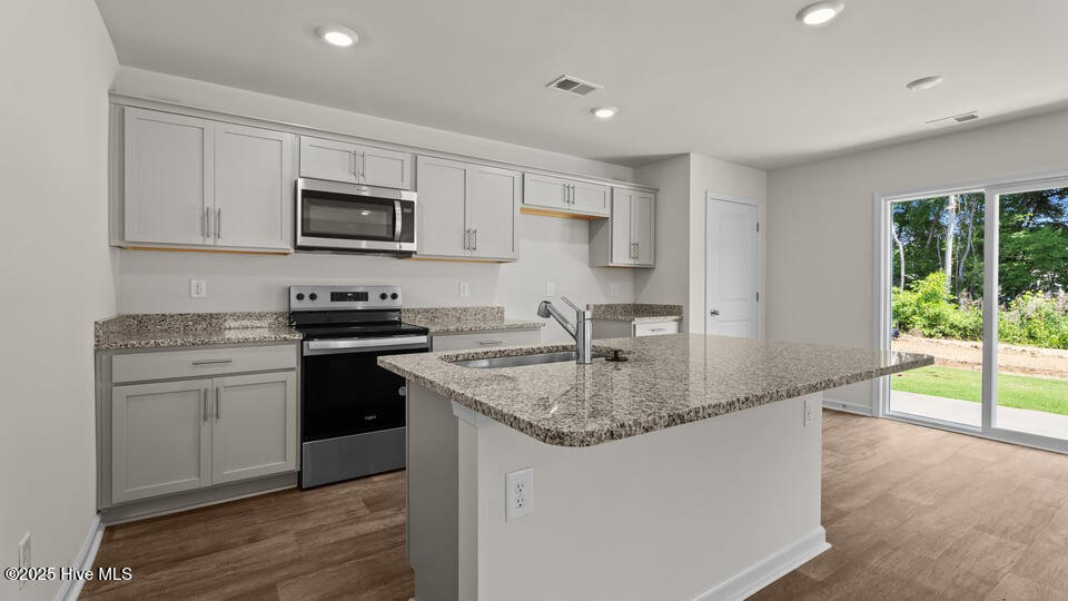 3821 Dianne Drive Nw Property Photo 14