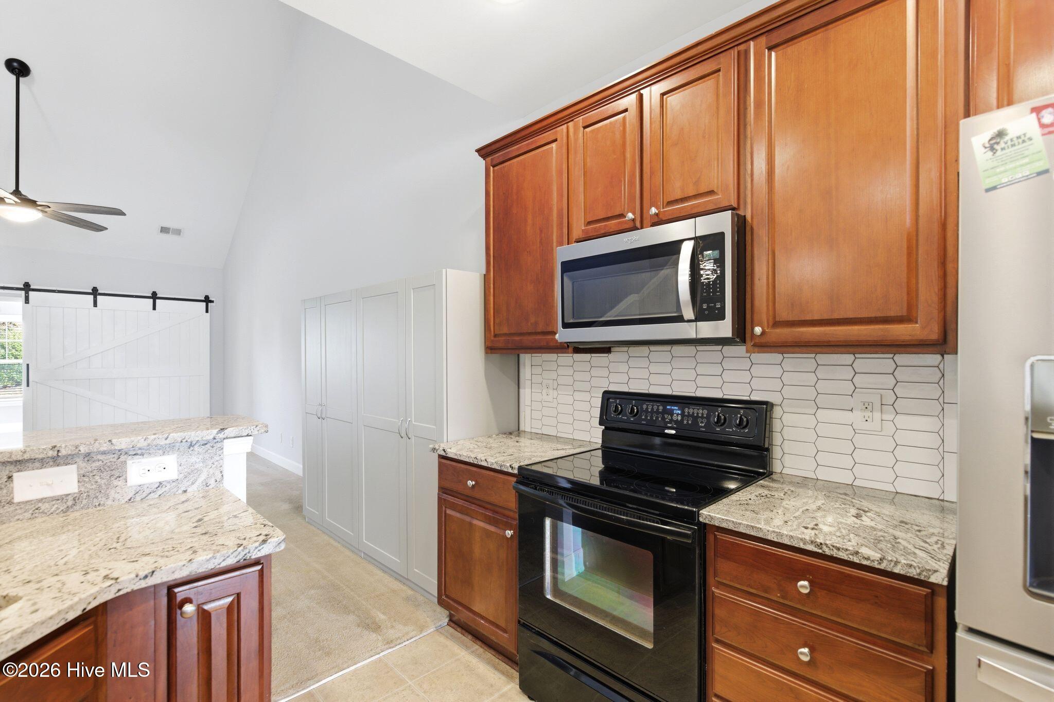 4002 Norseman Loop Unit 2 Property Photo 11