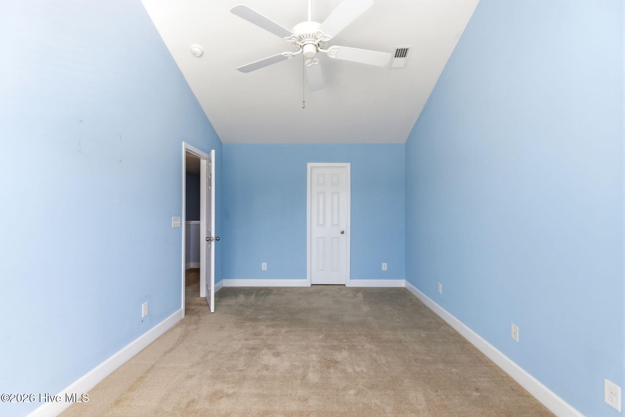 4002 Norseman Loop Unit 2 Property Photo 32