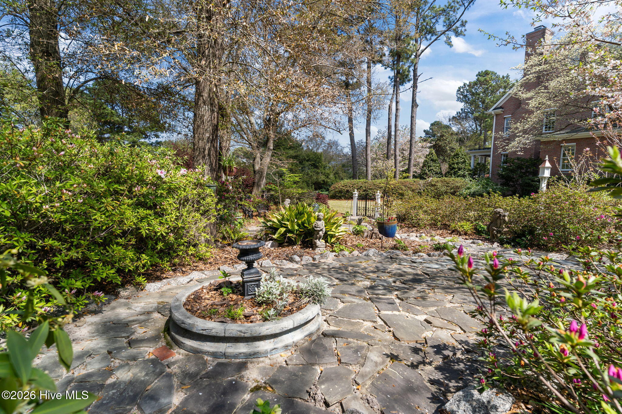 8441 Fazio Drive Property Photo 11