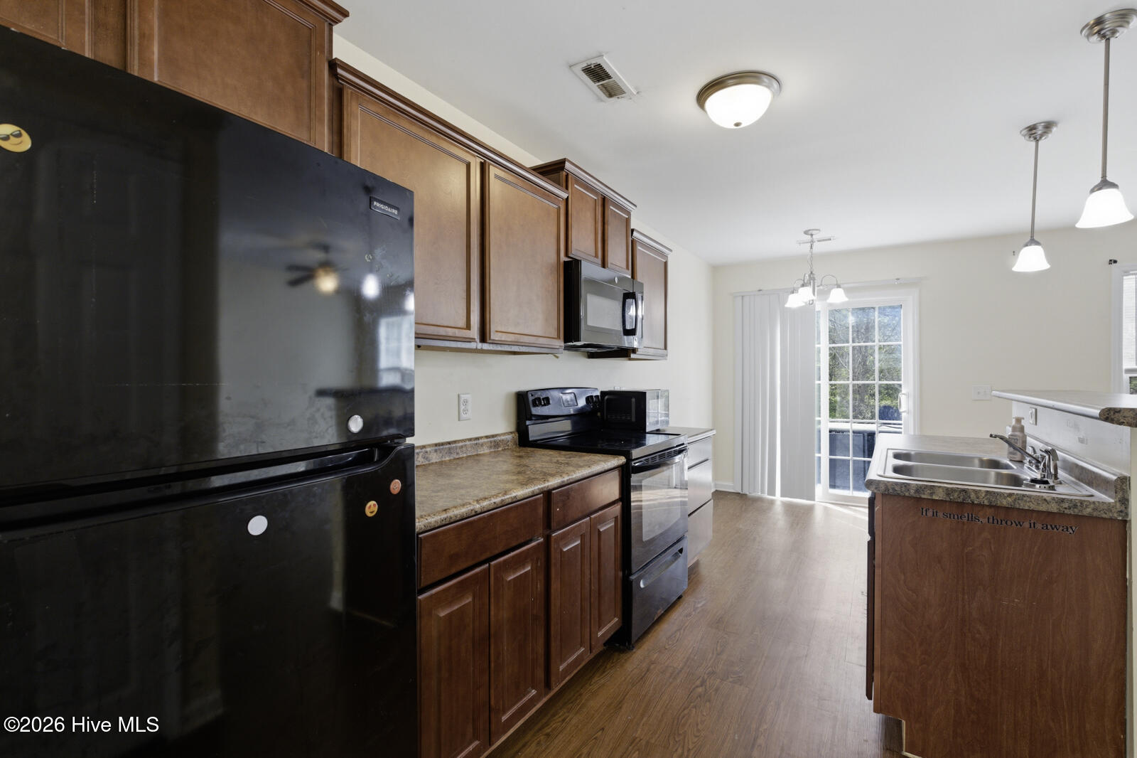 70 Thornbury Drive Property Photo 7