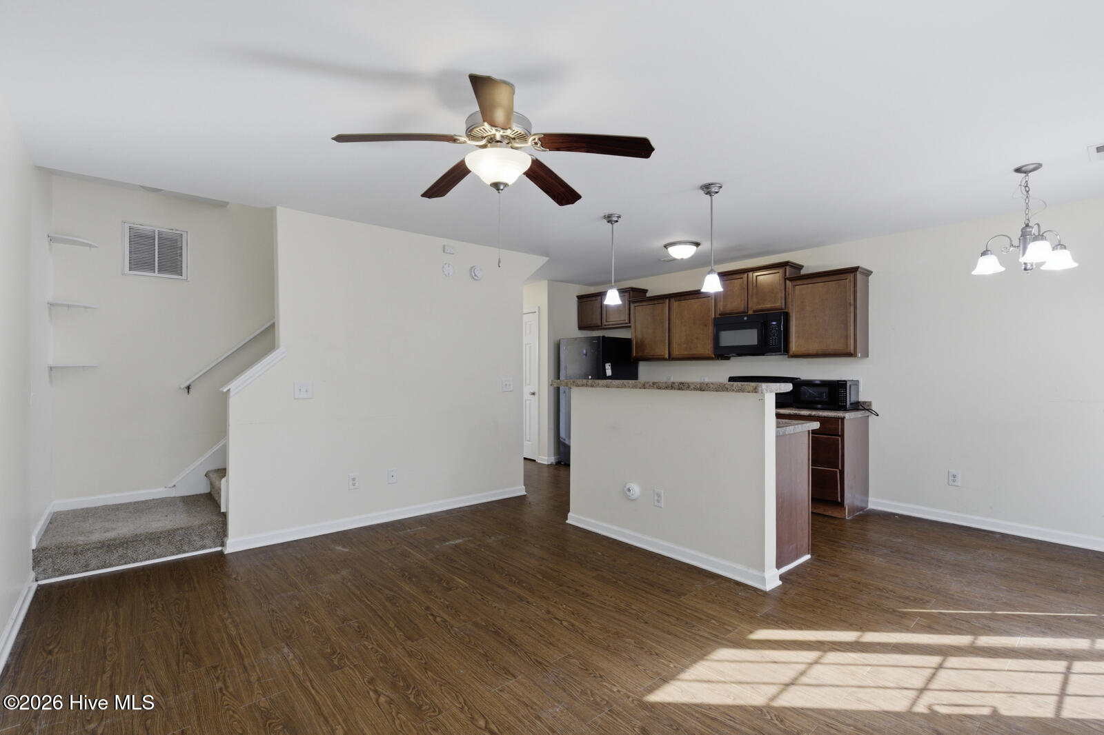 70 Thornbury Drive Property Photo 10