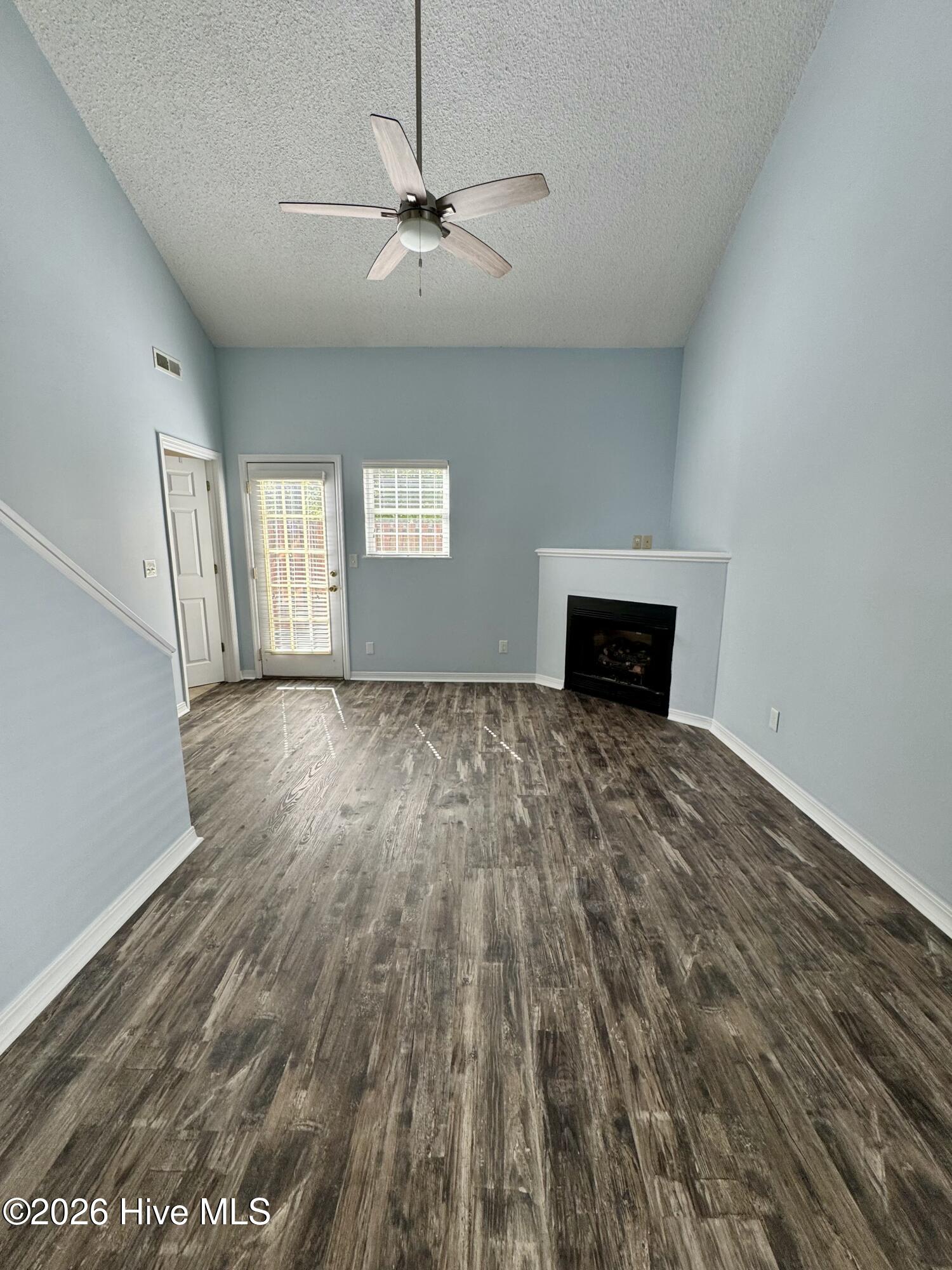 2113 Market Street Property Photo 5