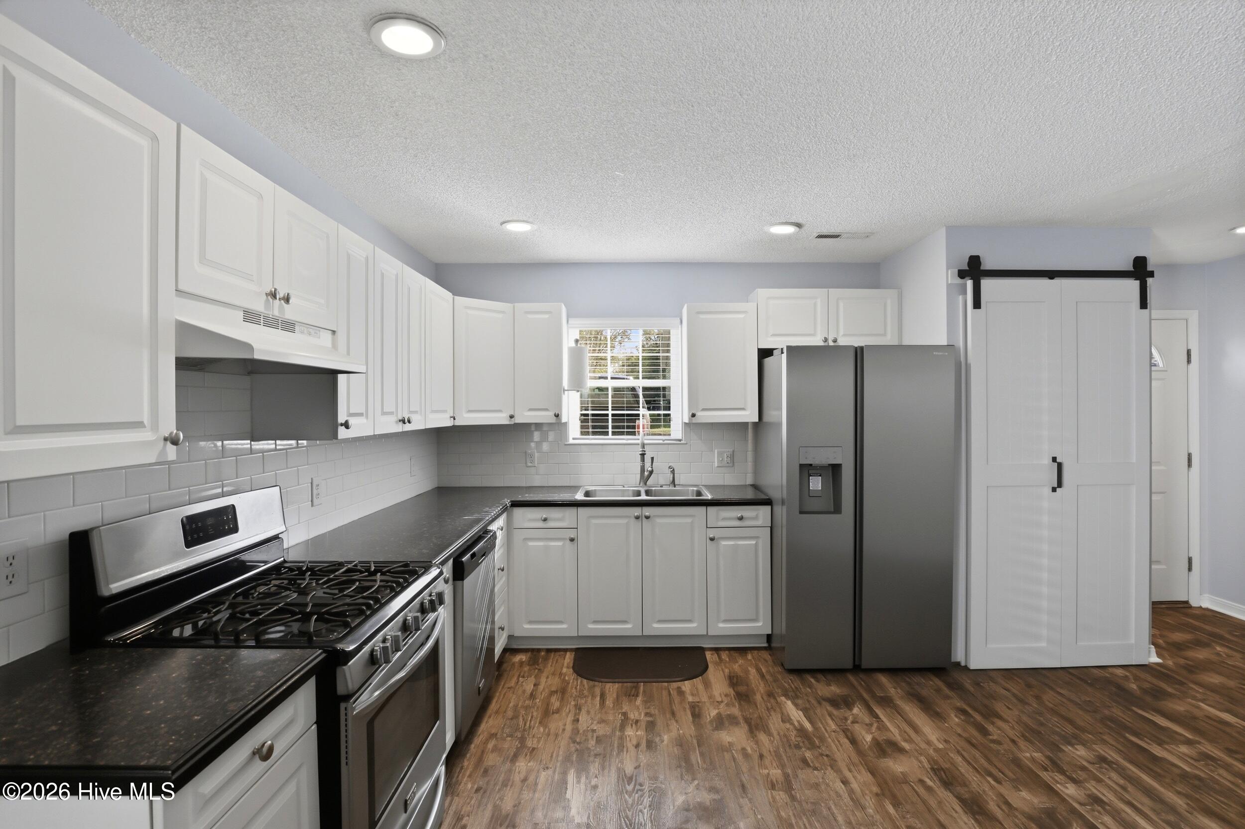 2113 Market Street Property Photo 11
