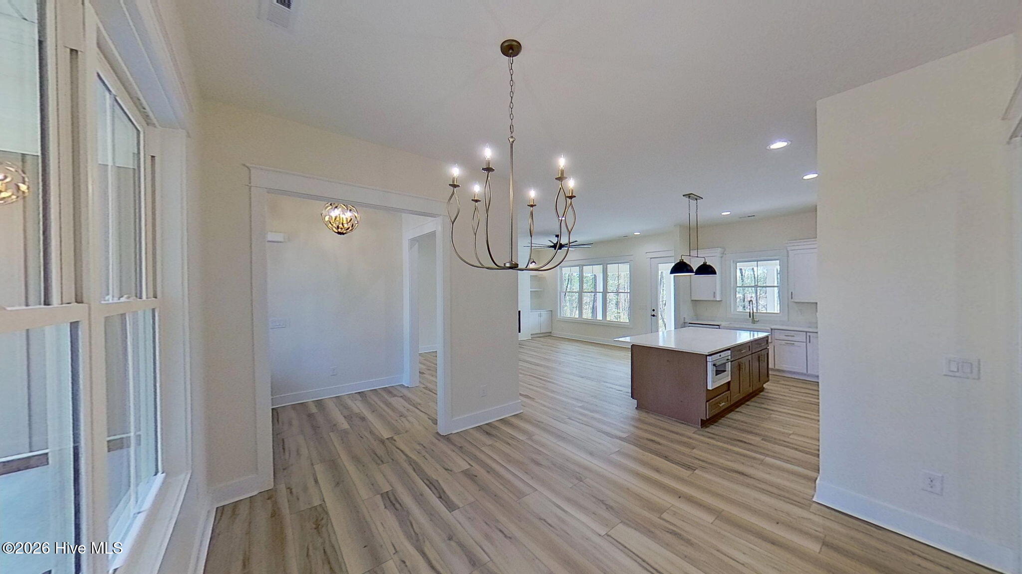 1001 Ecru Circle Property Photo 9