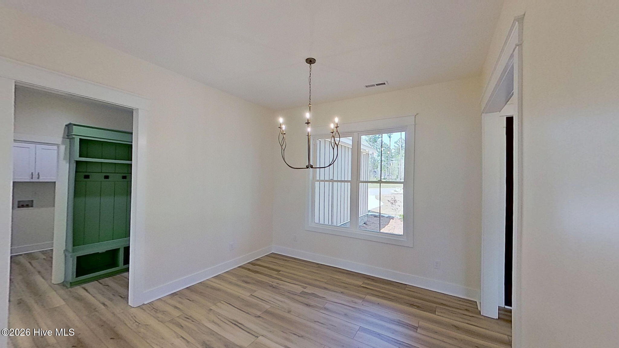 1001 Ecru Circle Property Photo 25