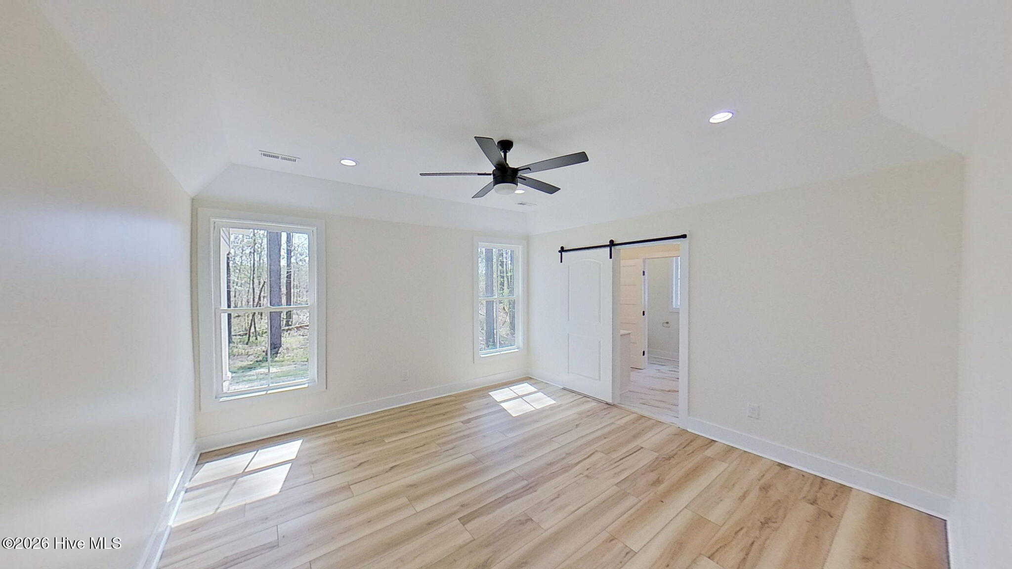1001 Ecru Circle Property Photo 27
