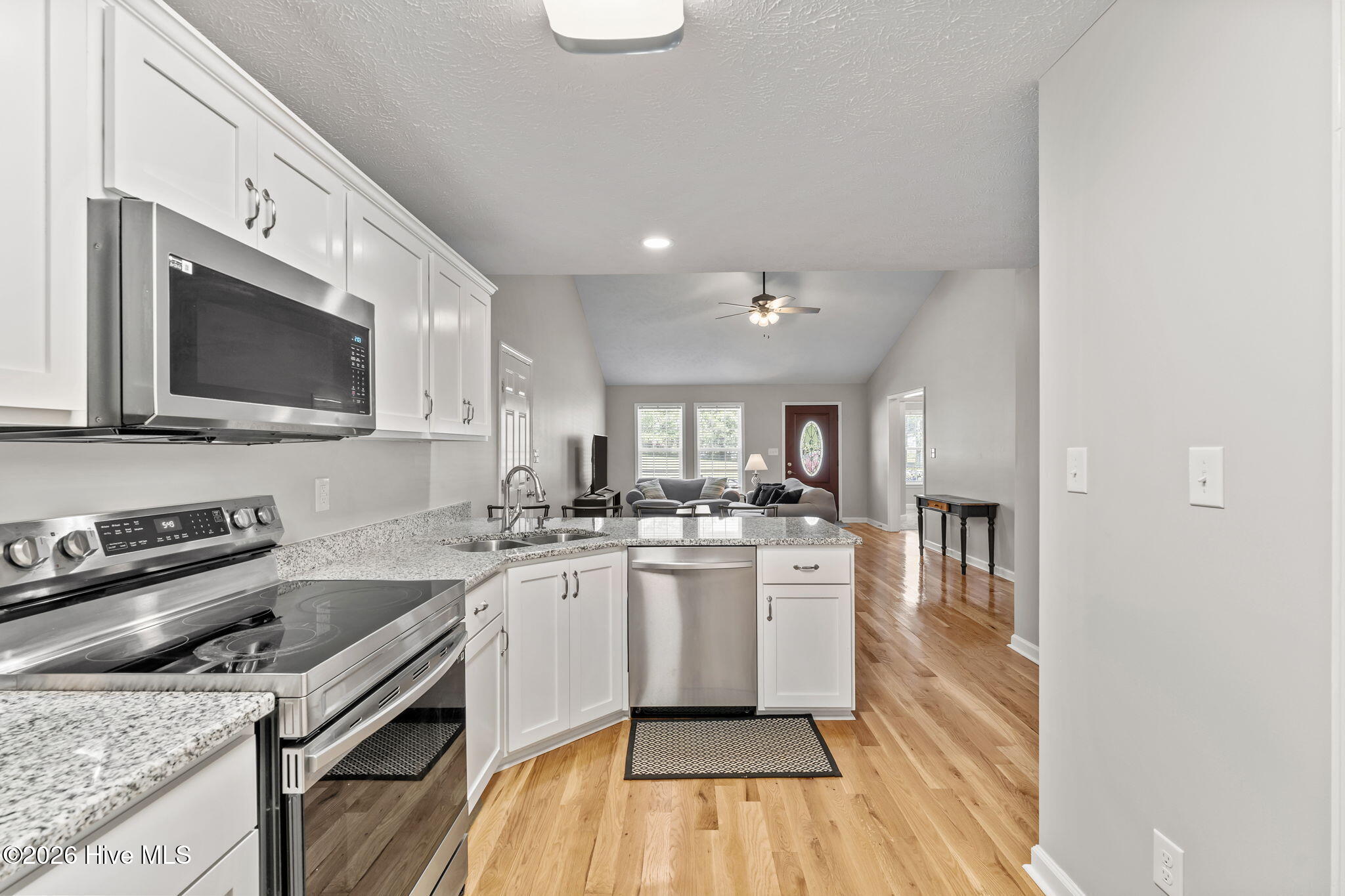 106 Walnut Avenue Property Photo 14