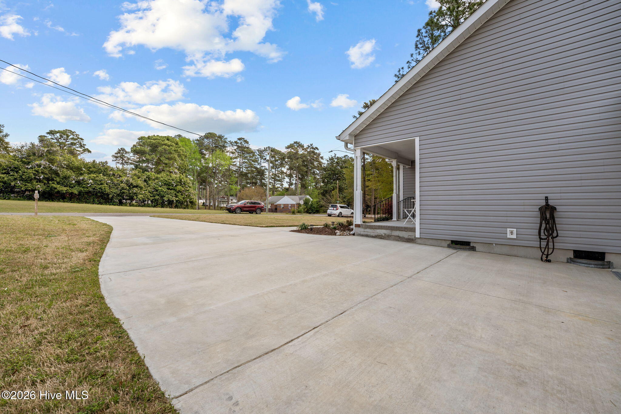 106 Walnut Avenue Property Photo 31