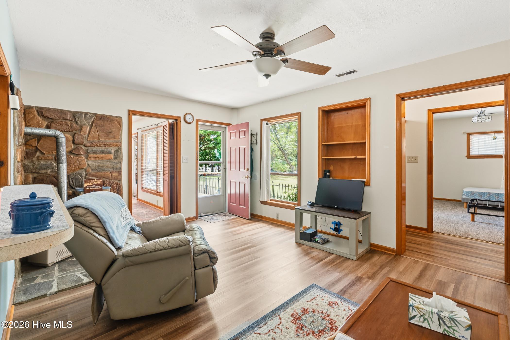 194 Poole Road Property Photo 5