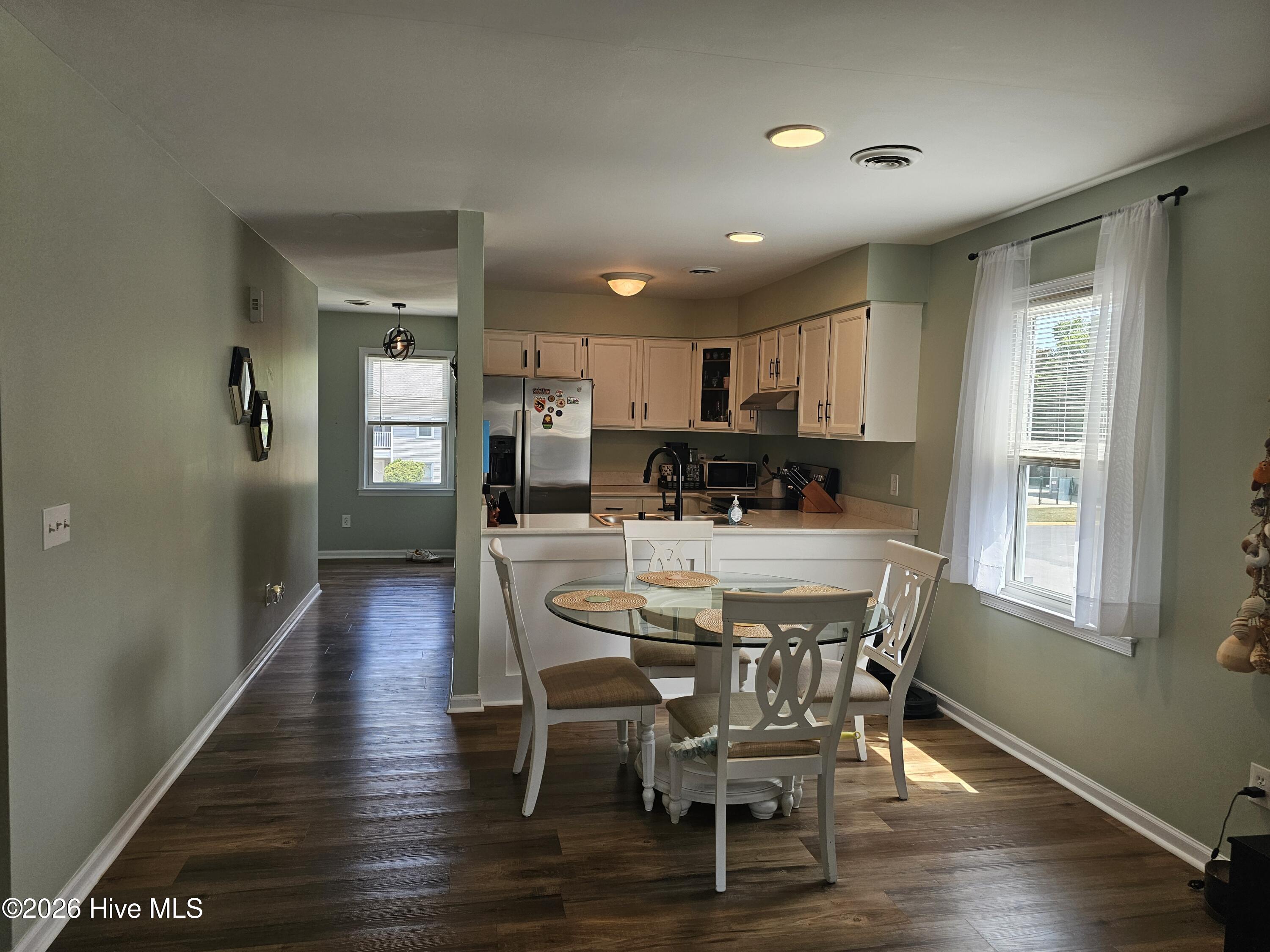 2712 S 17th Street Apt C Property Photo 4