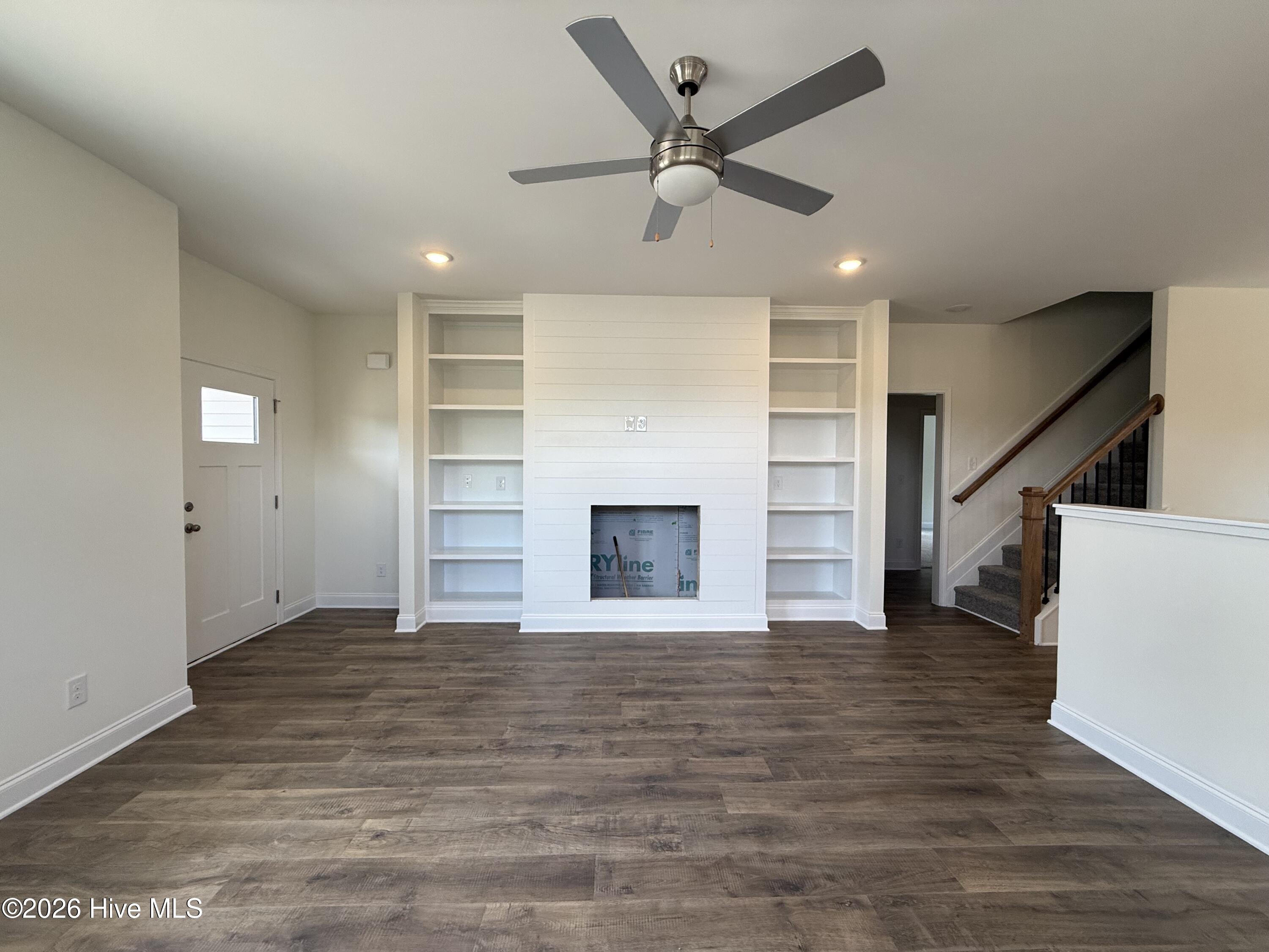 129 Cinnabar Street Property Photo 2
