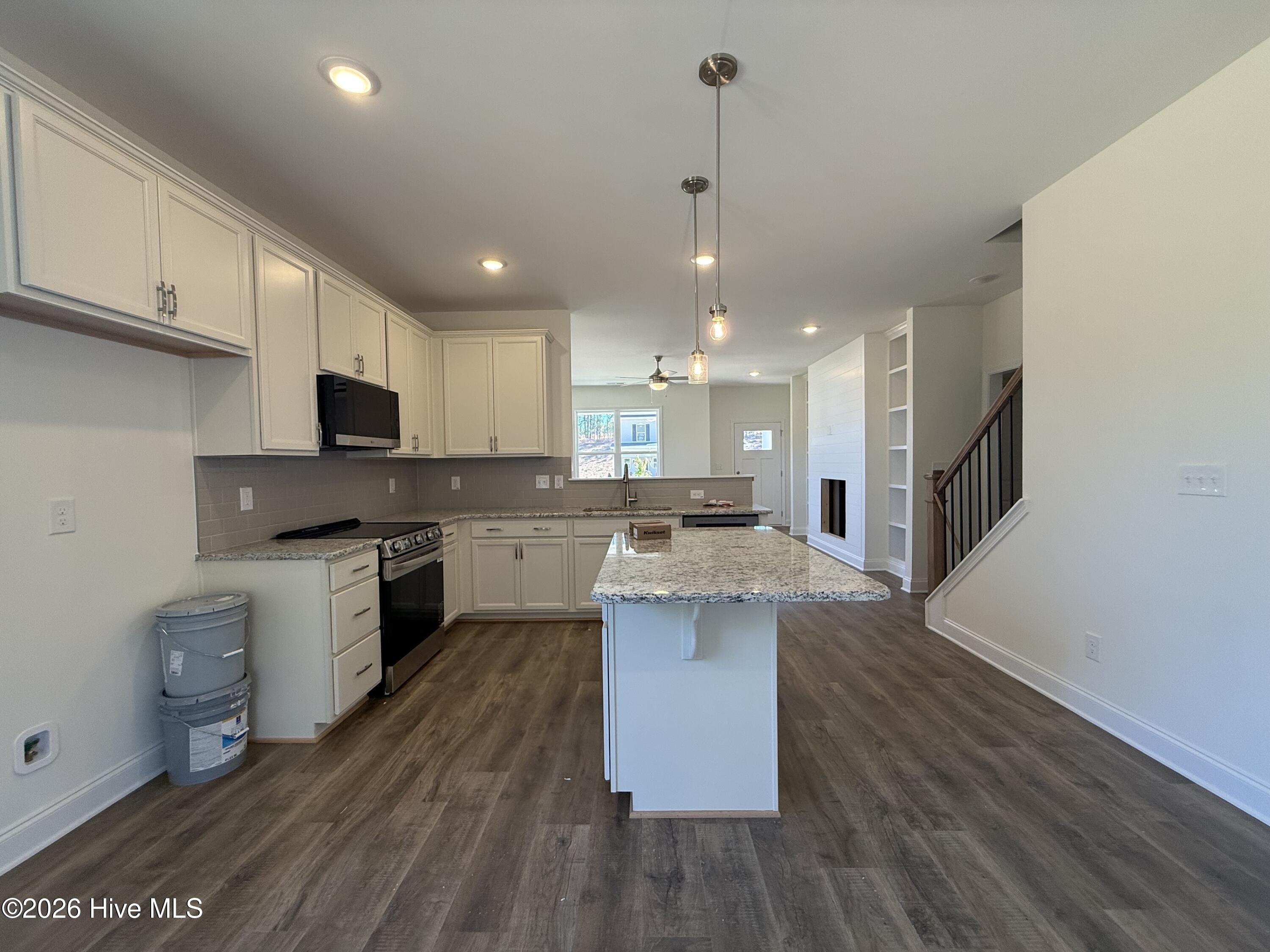 129 Cinnabar Street Property Photo 3