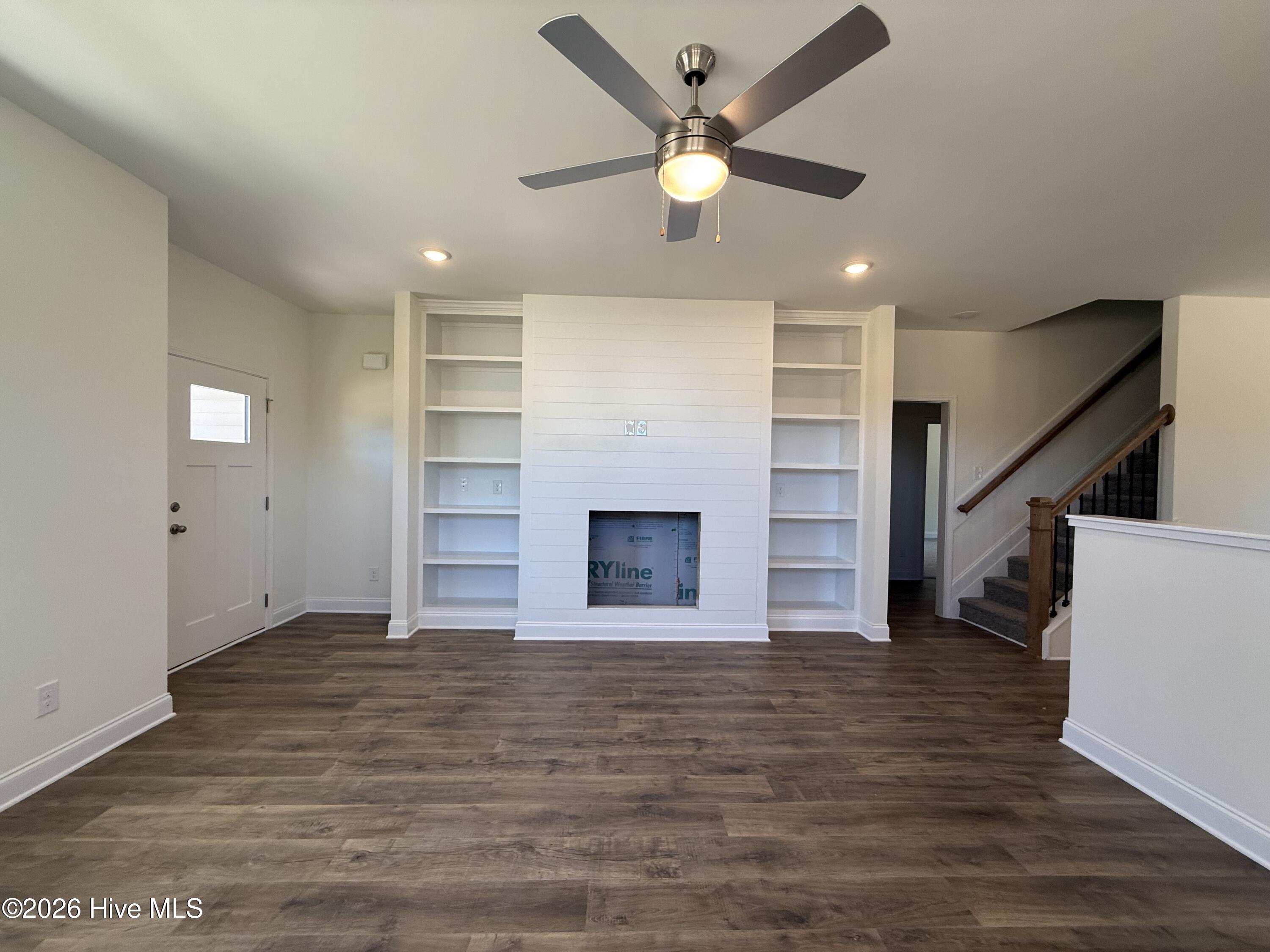 129 Cinnabar Street Property Photo 6