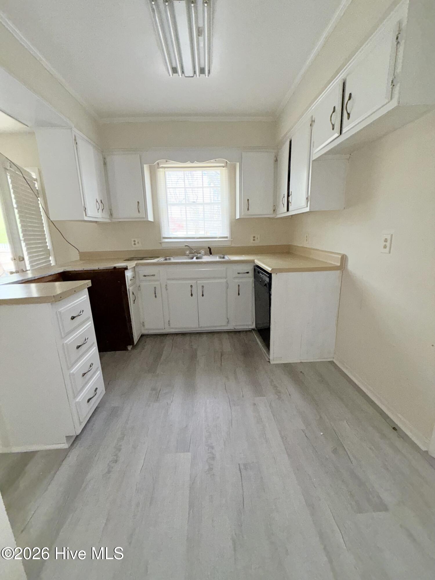 110 White Pine Drive Property Photo 7