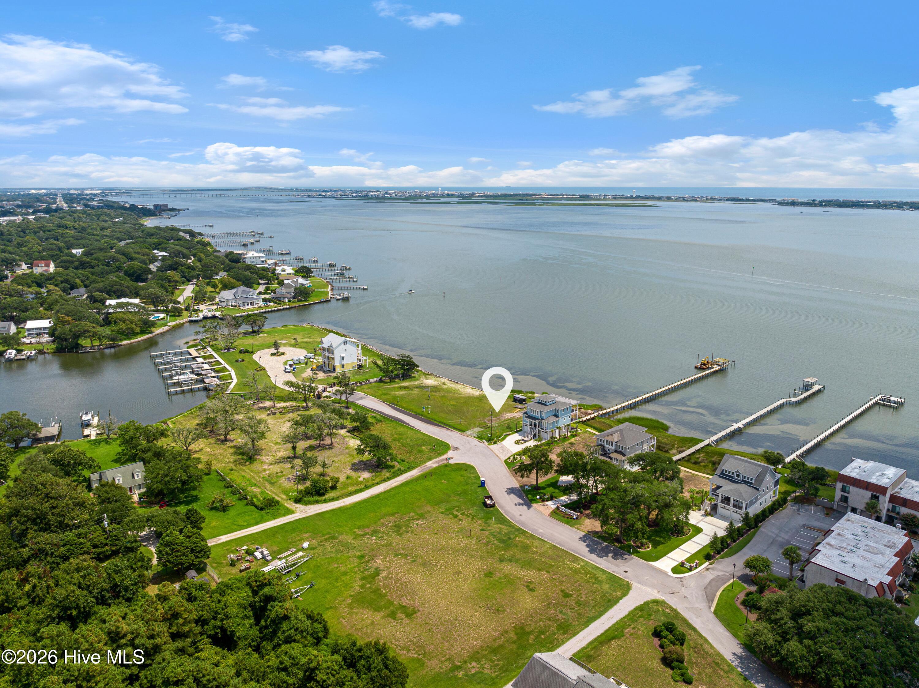 4729 S Shore Drive Property Photo 1