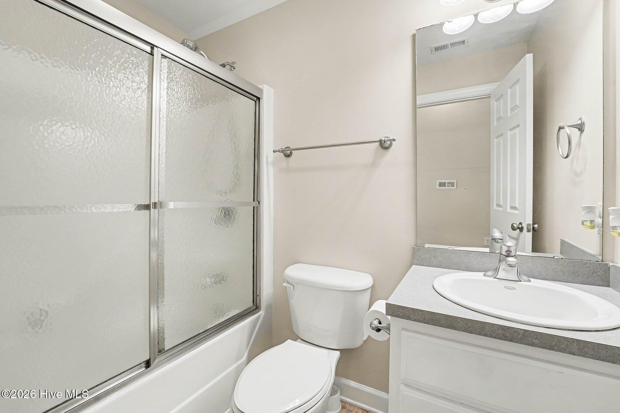 215 Ellington Way Property Photo 10