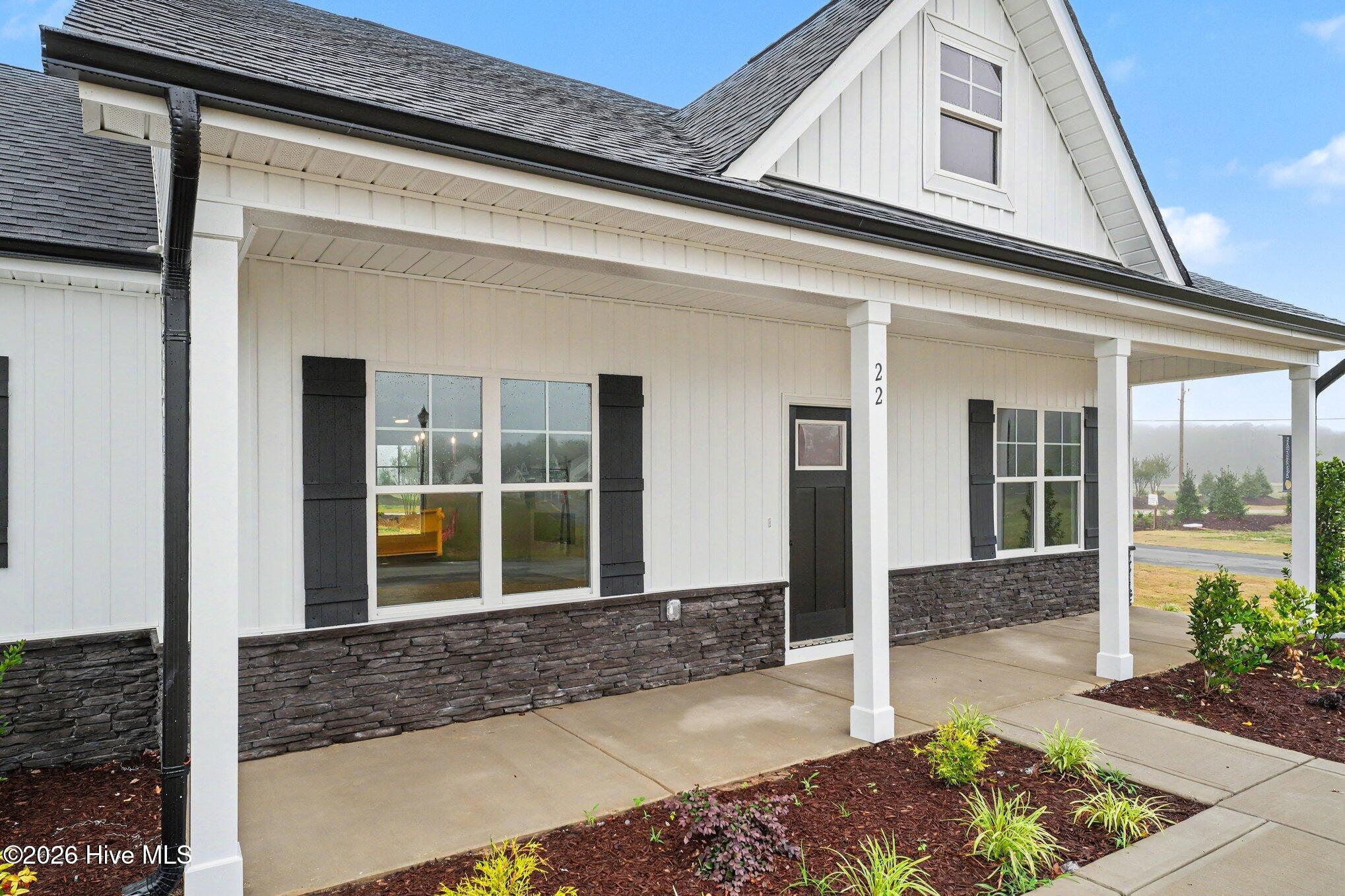 22 Grady Farm Way Property Photo 4