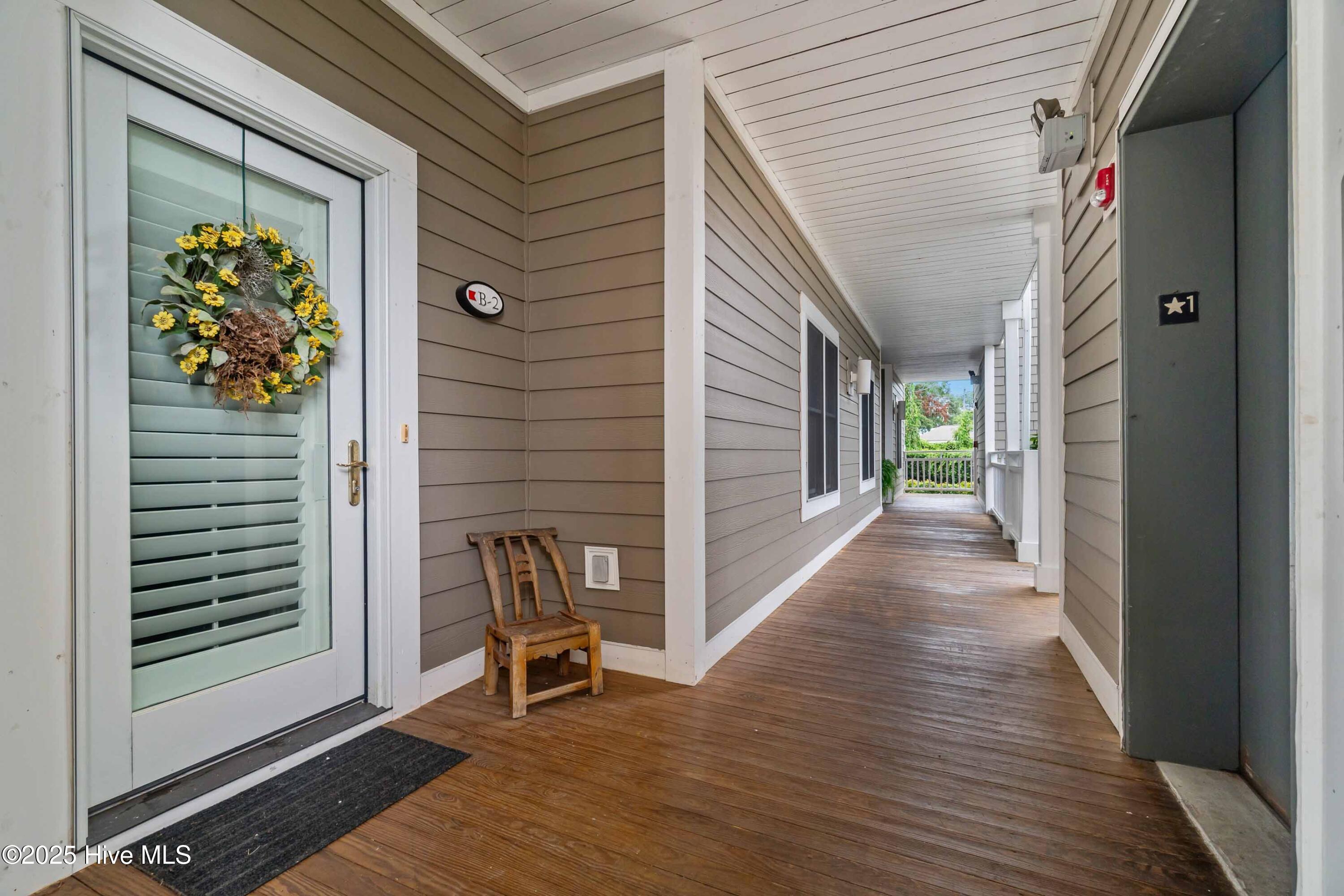 300 Midyette Street # B2 Property Photo 4