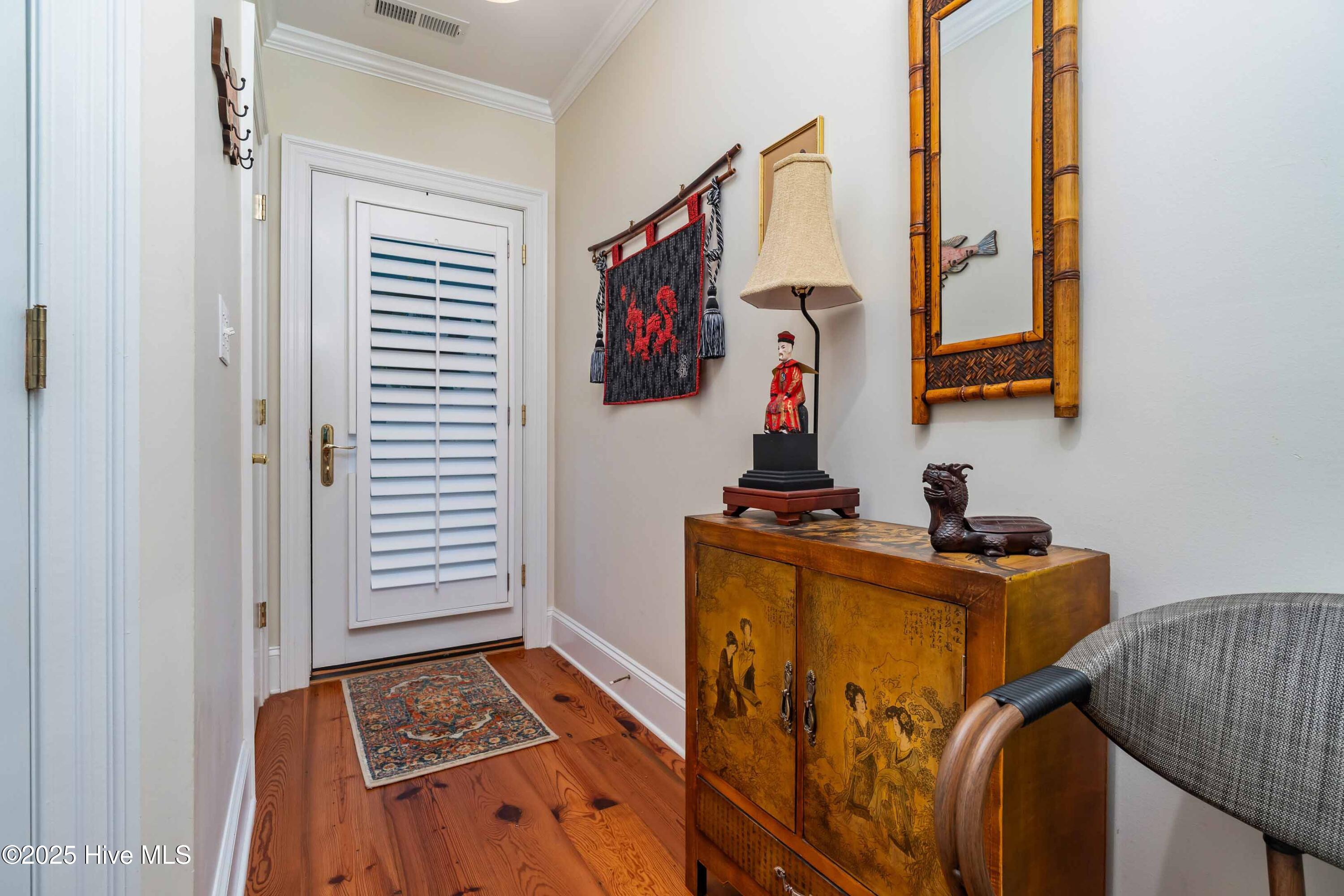 300 Midyette Street # B2 Property Photo 5