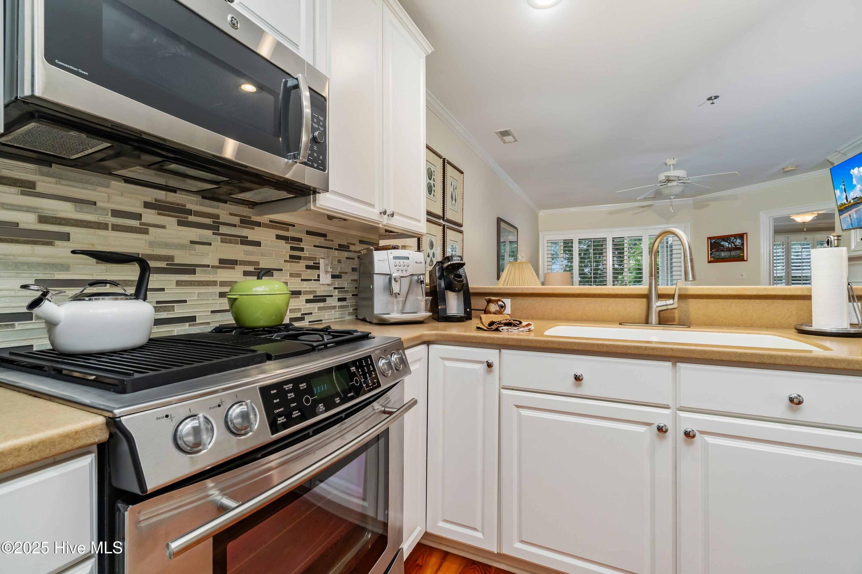 300 Midyette Street # B2 Property Photo 10