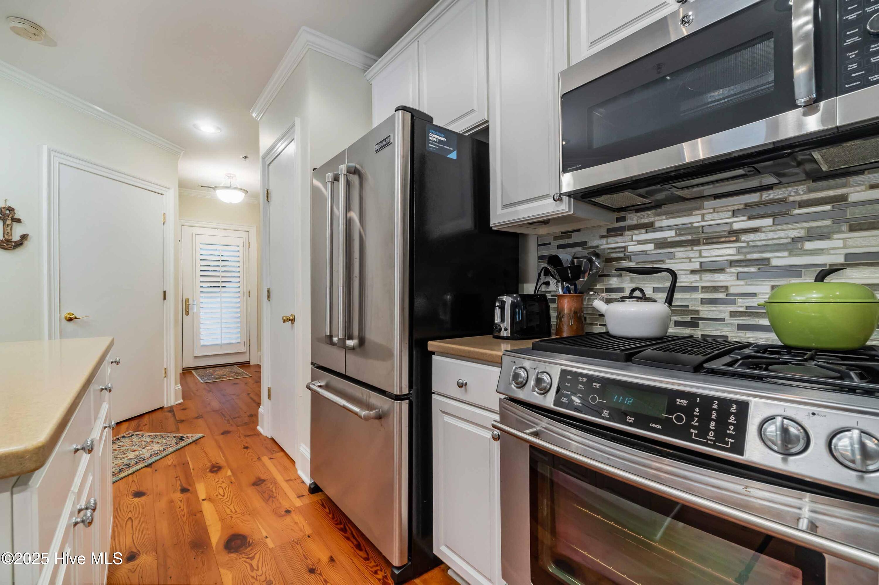 300 Midyette Street # B2 Property Photo 11