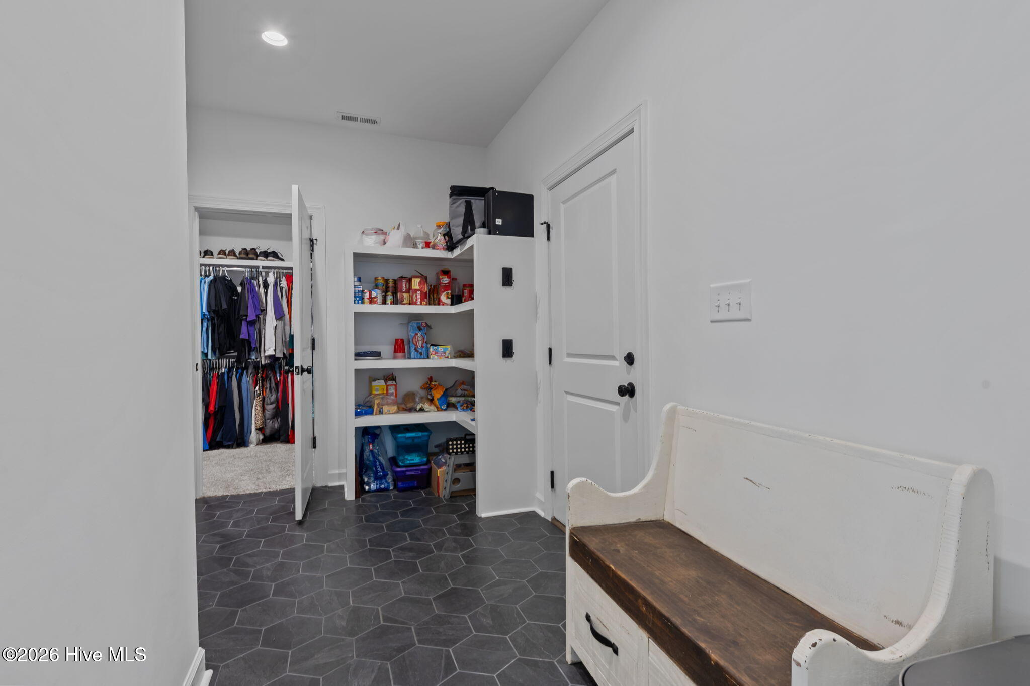 30220 W Lake Drive Property Photo 18