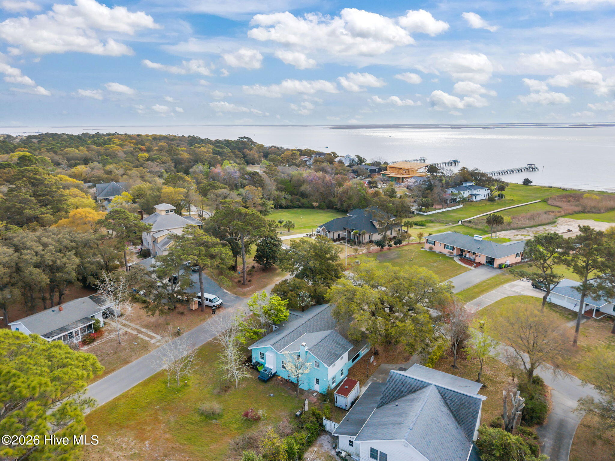 109 River Drive Property Photo 5