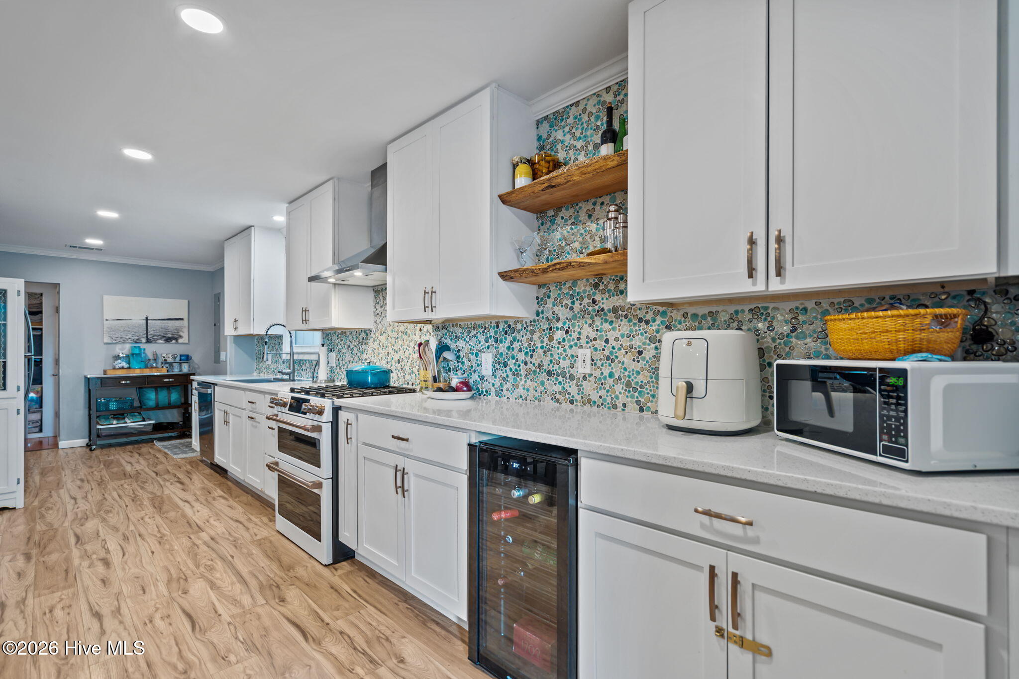 109 River Drive Property Photo 12