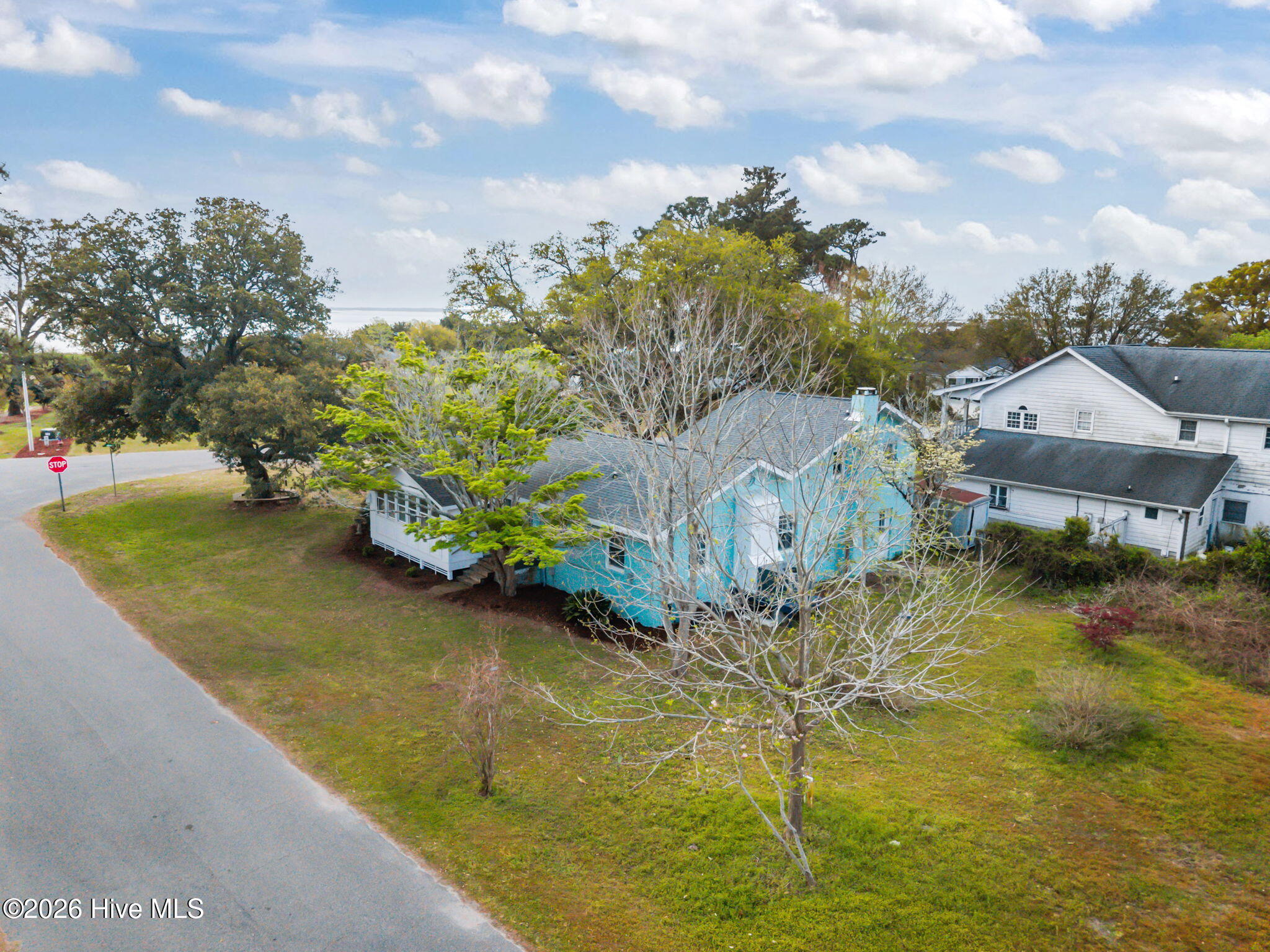 109 River Drive Property Photo 44