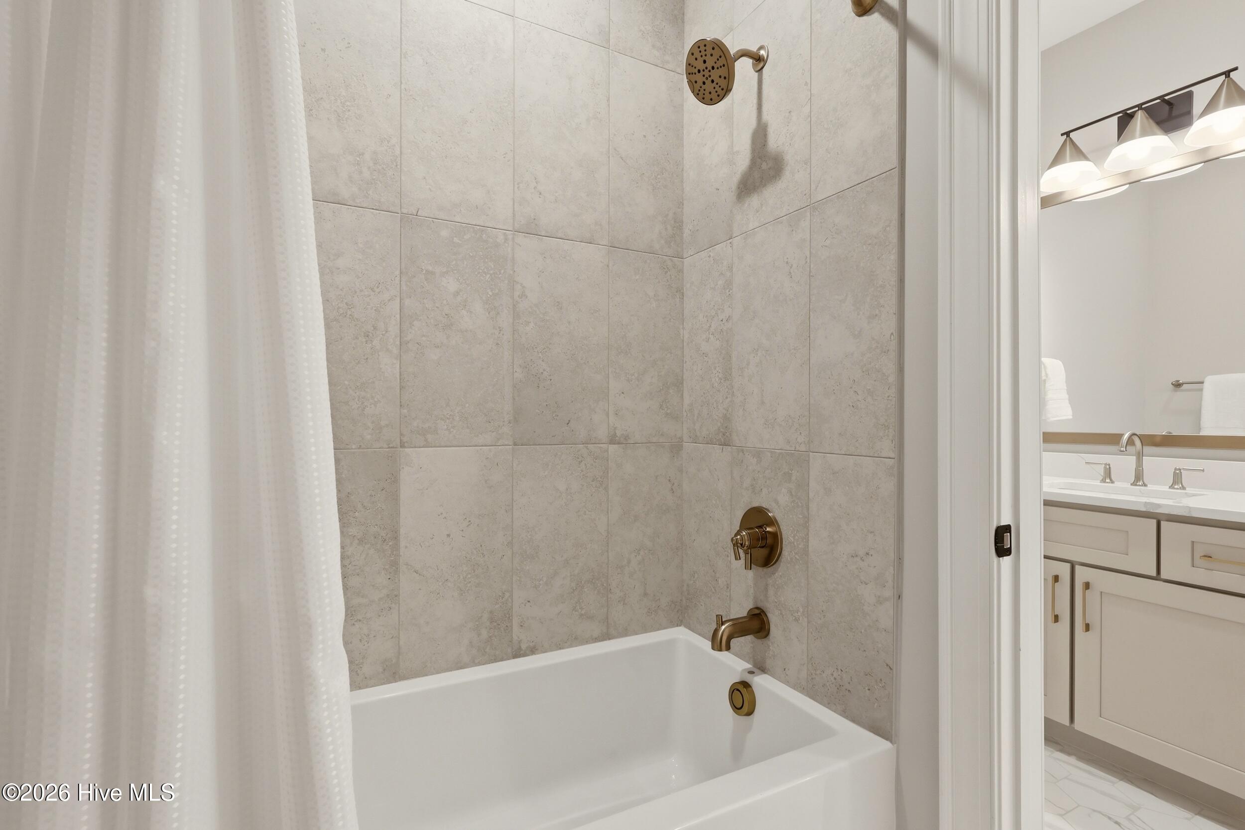 5210 N Church Street B Property Photo 29