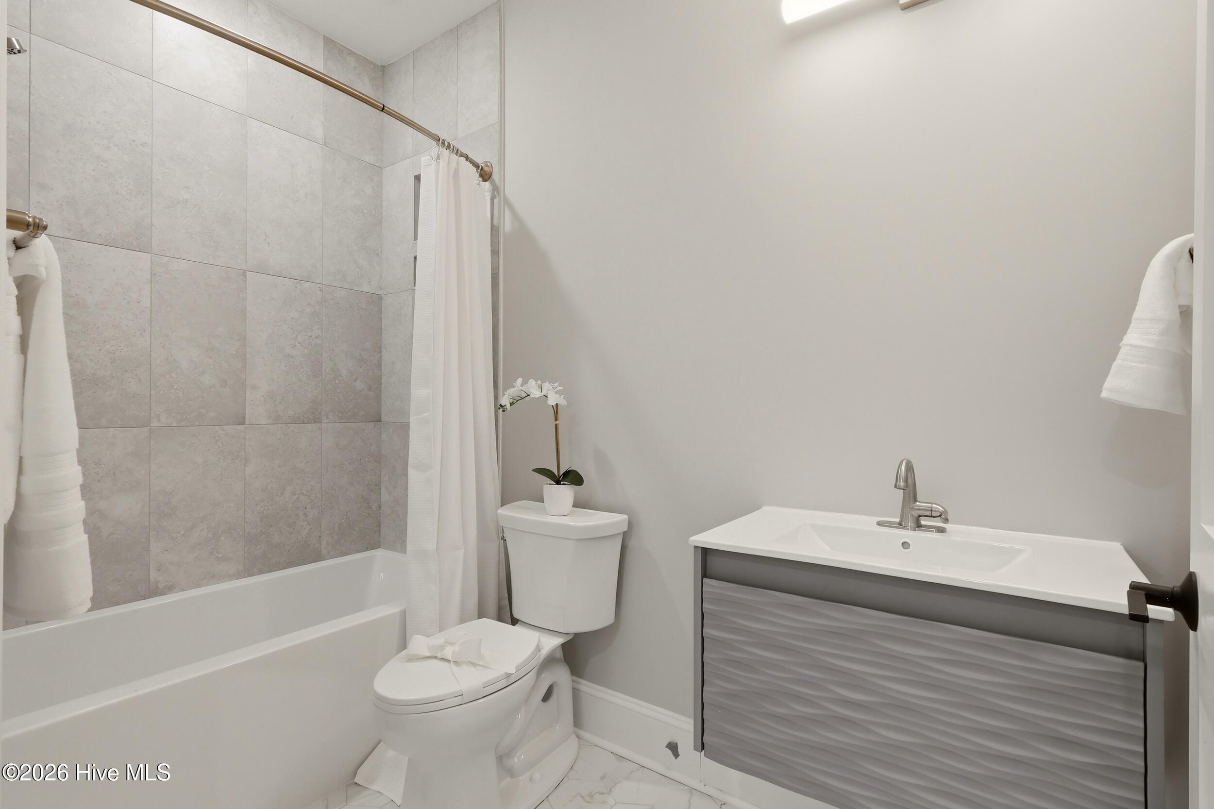 5210 N Church Street B Property Photo 39