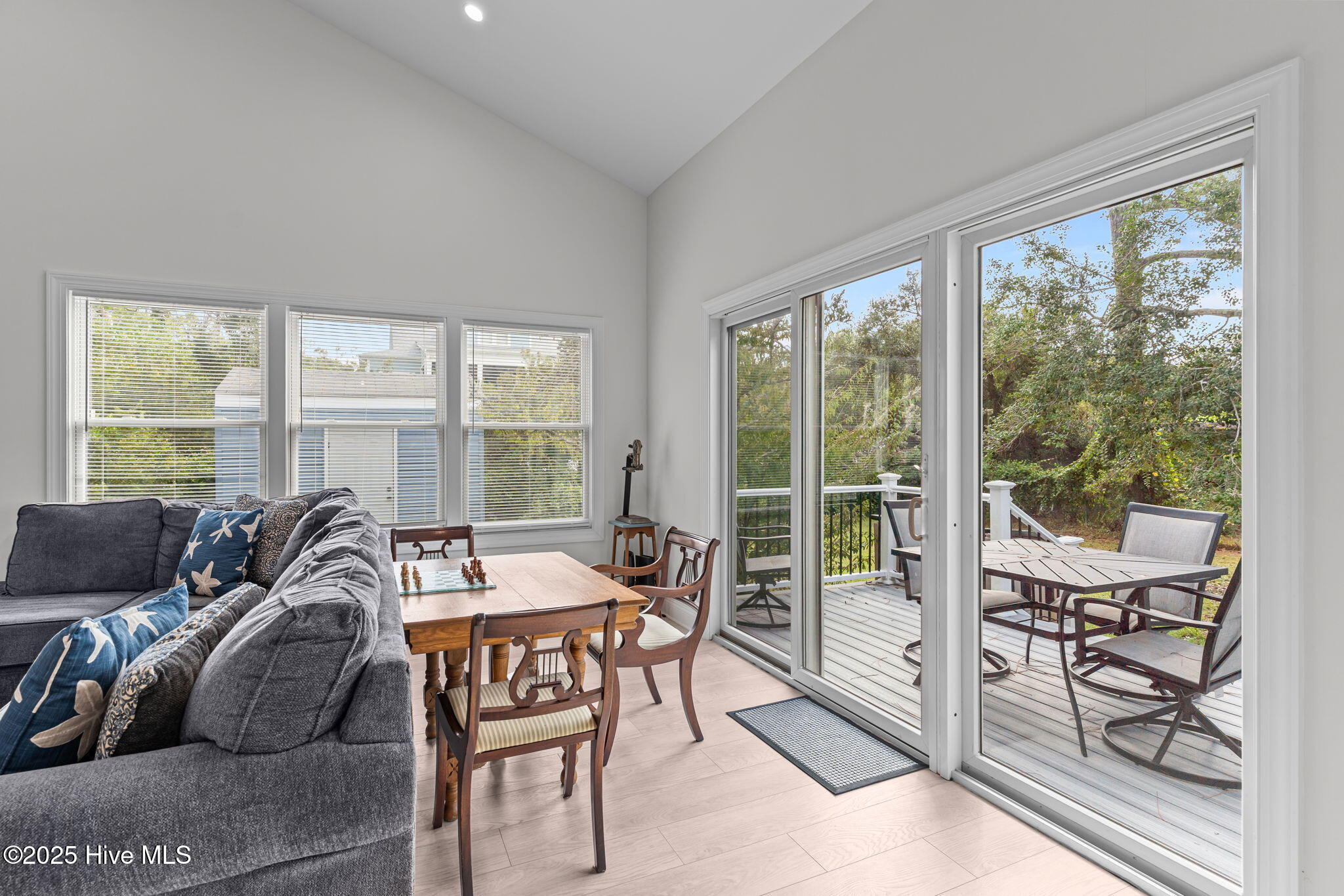 214 Mcglamery Street Property Photo 14