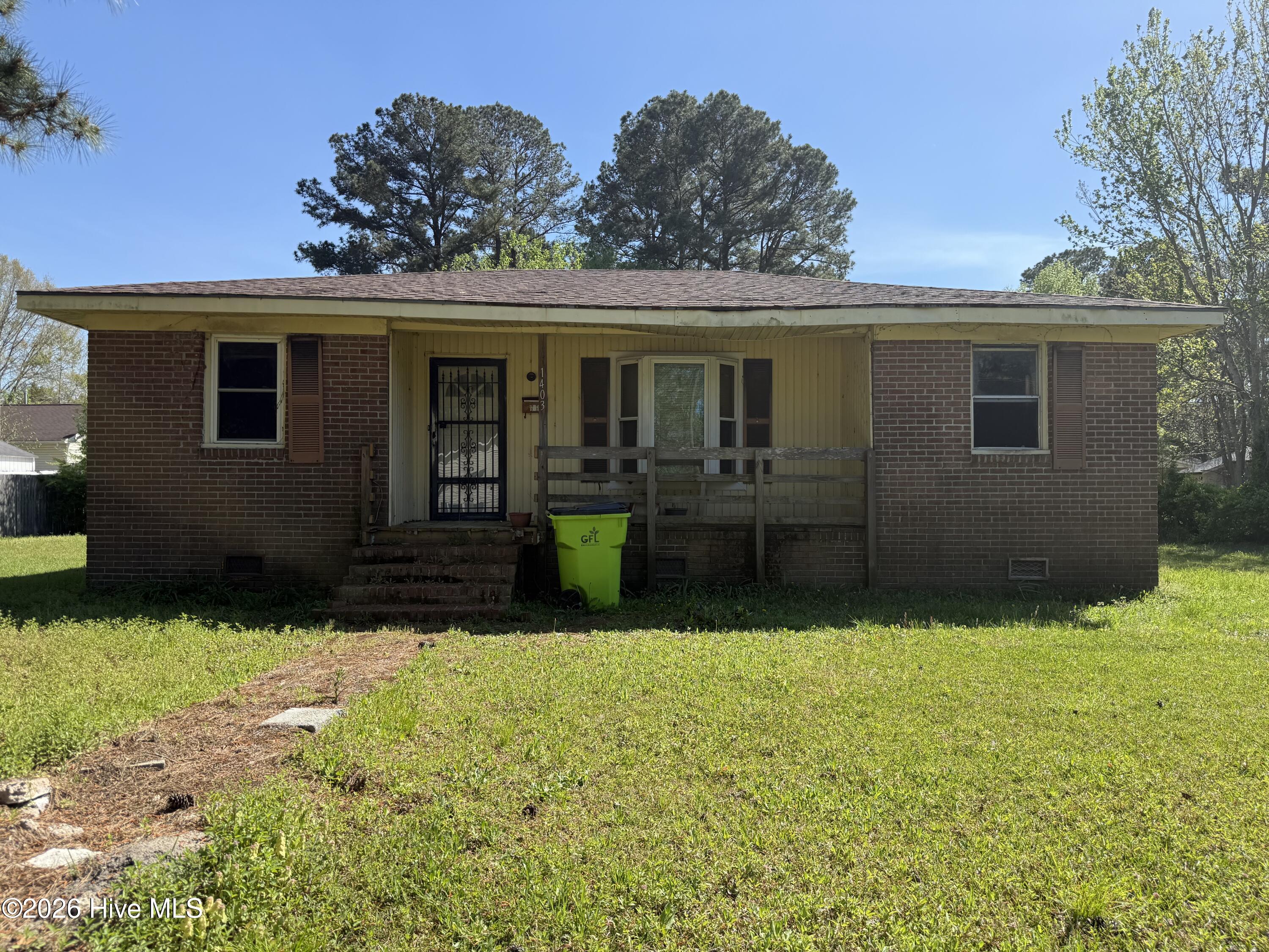 1403 Devers Circle Property Photo 1