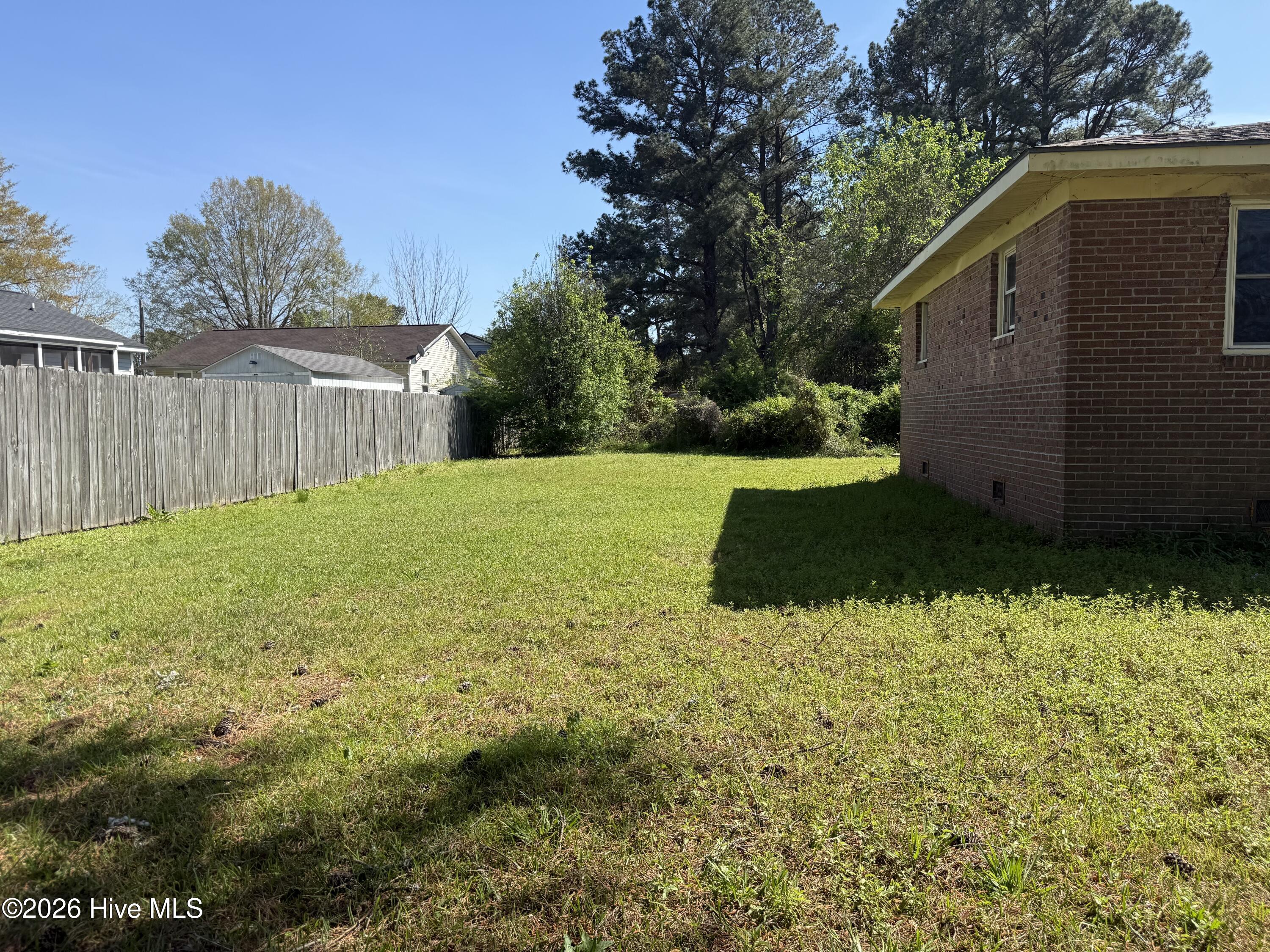 1403 Devers Circle Property Photo 3