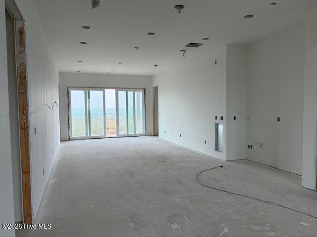 543 Ocean Boulevard W Property Photo 6