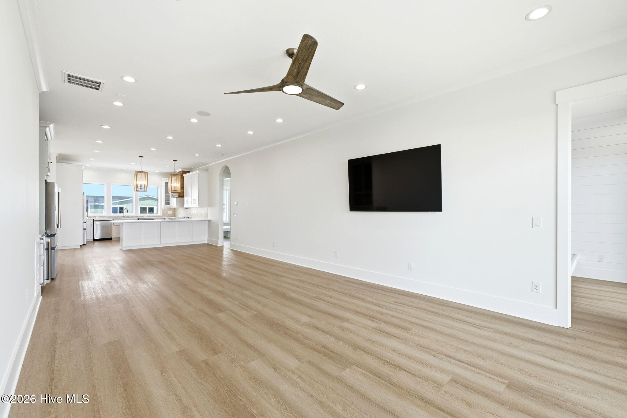 543 Ocean Boulevard W Property Photo 26
