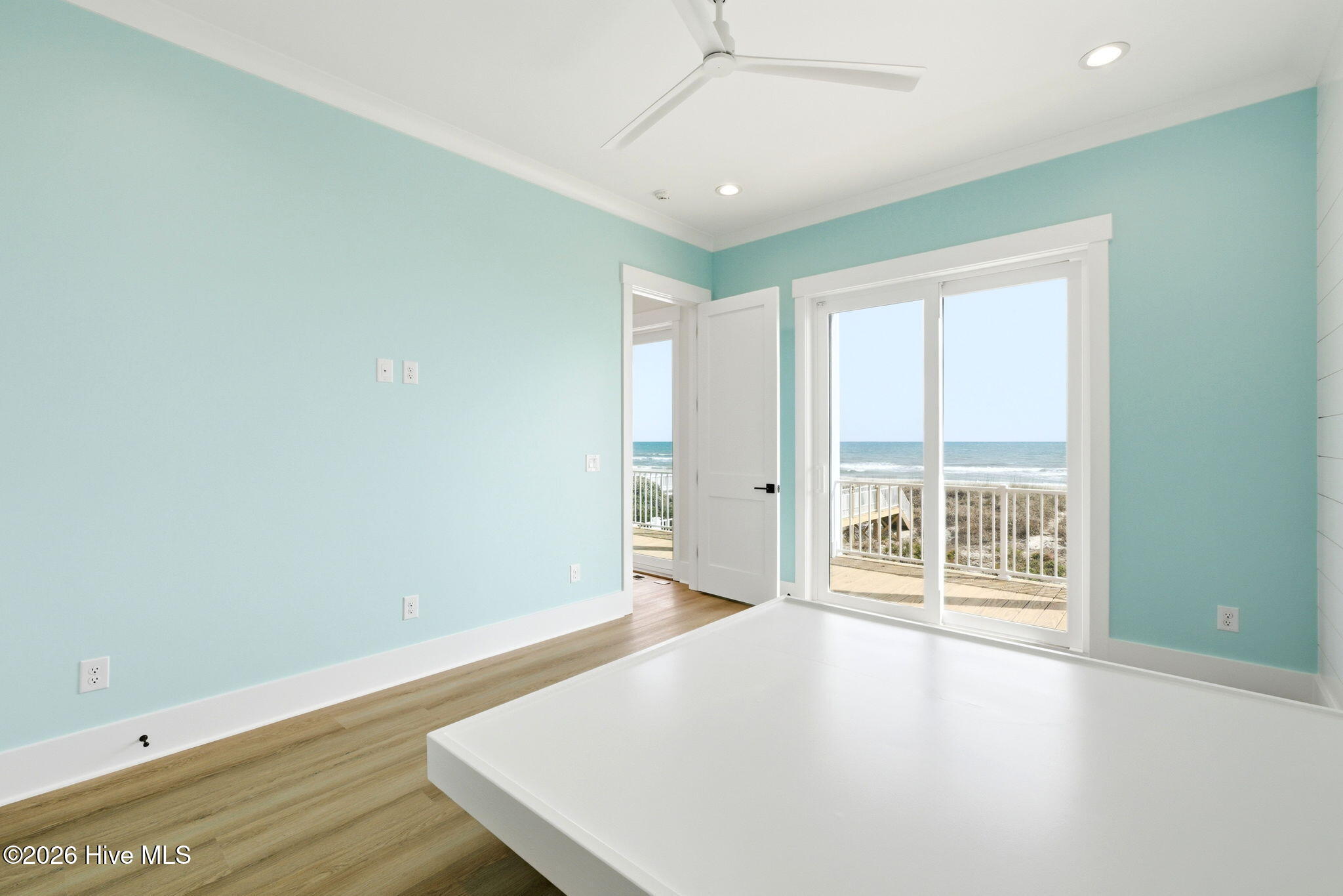 543 Ocean Boulevard W Property Photo 30