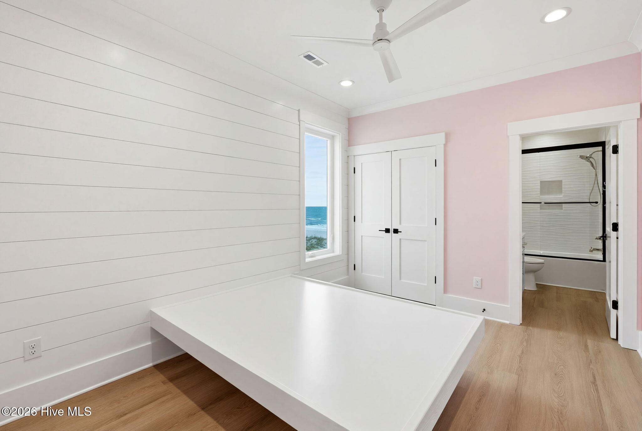 543 Ocean Boulevard W Property Photo 40