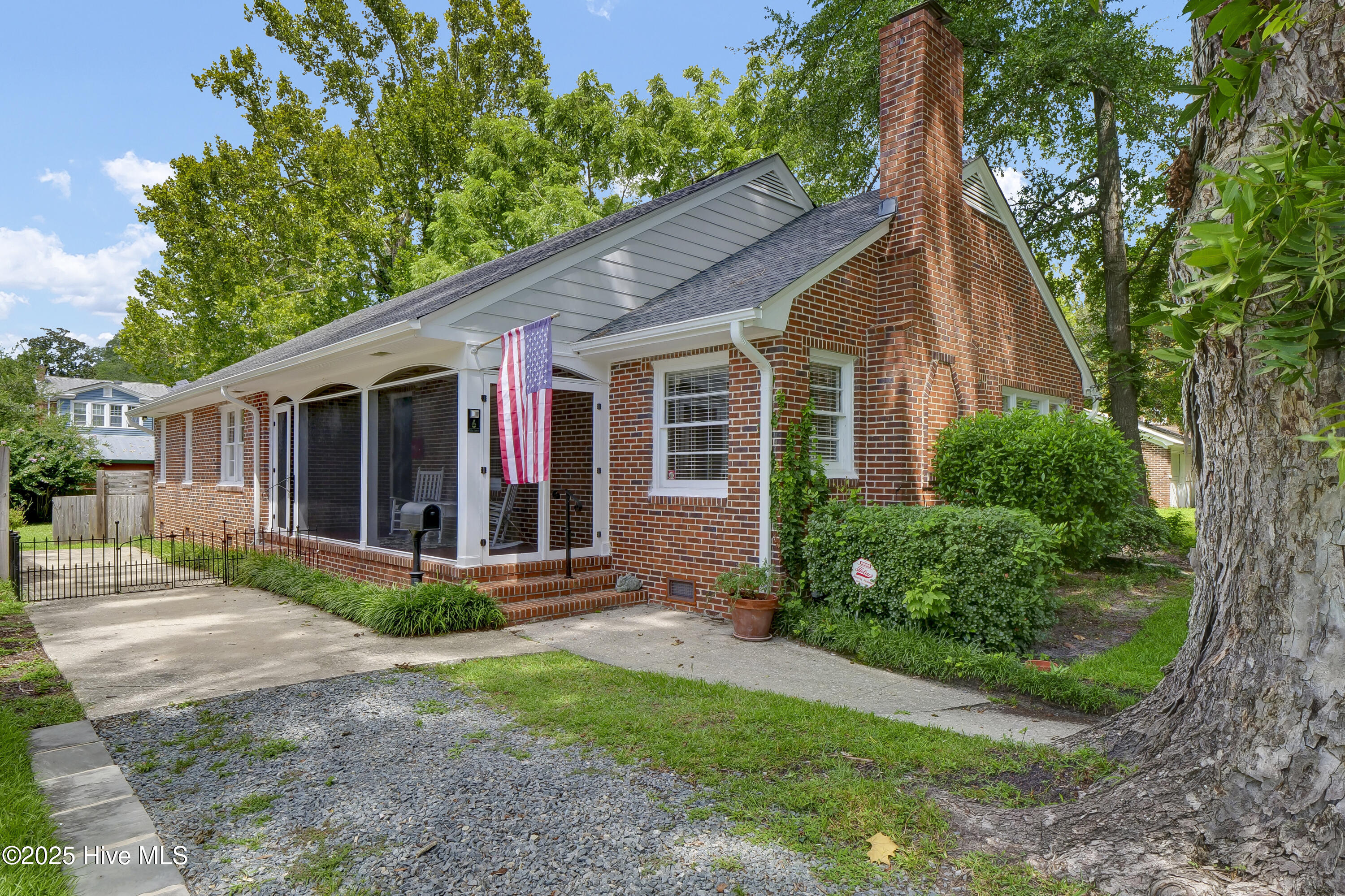 6 Keaton Avenue