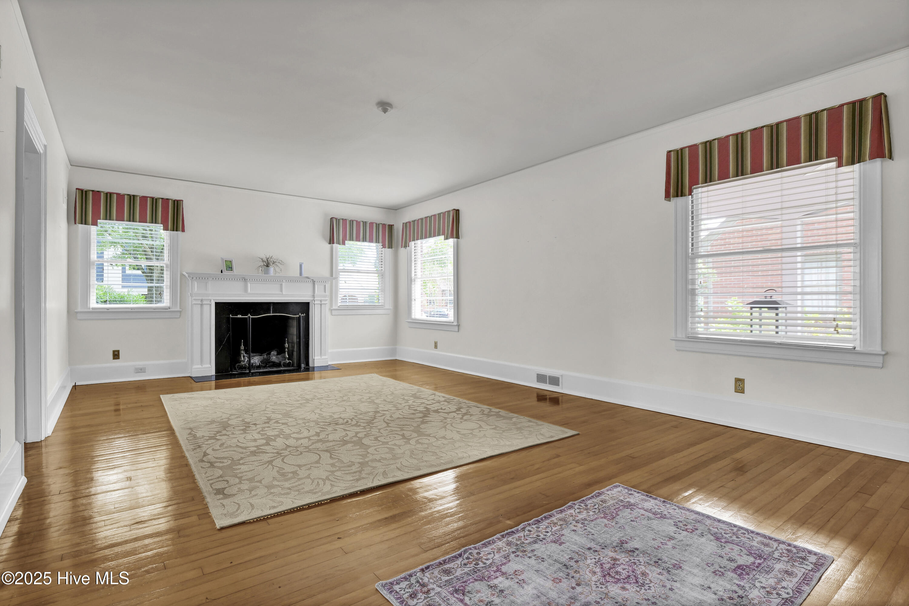6 Keaton Avenue Property Photo 9