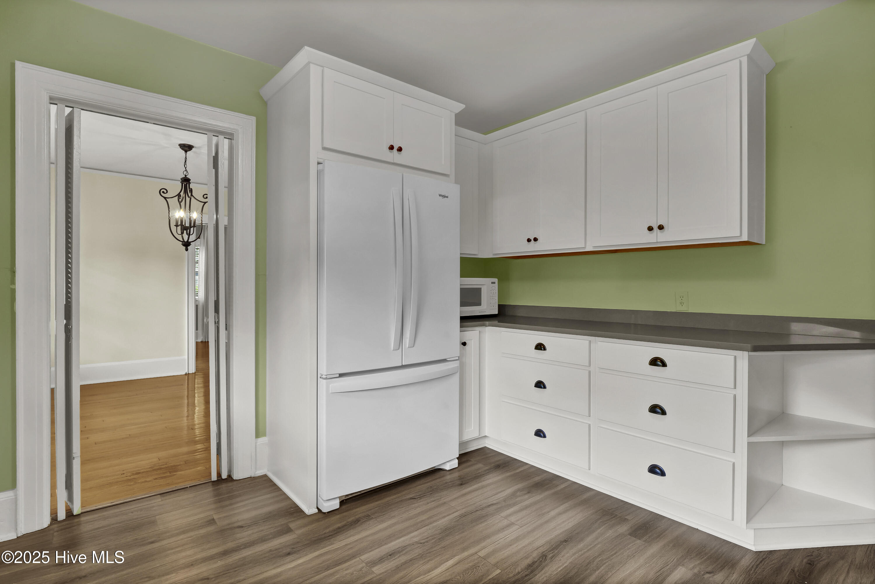 6 Keaton Avenue Property Photo 19