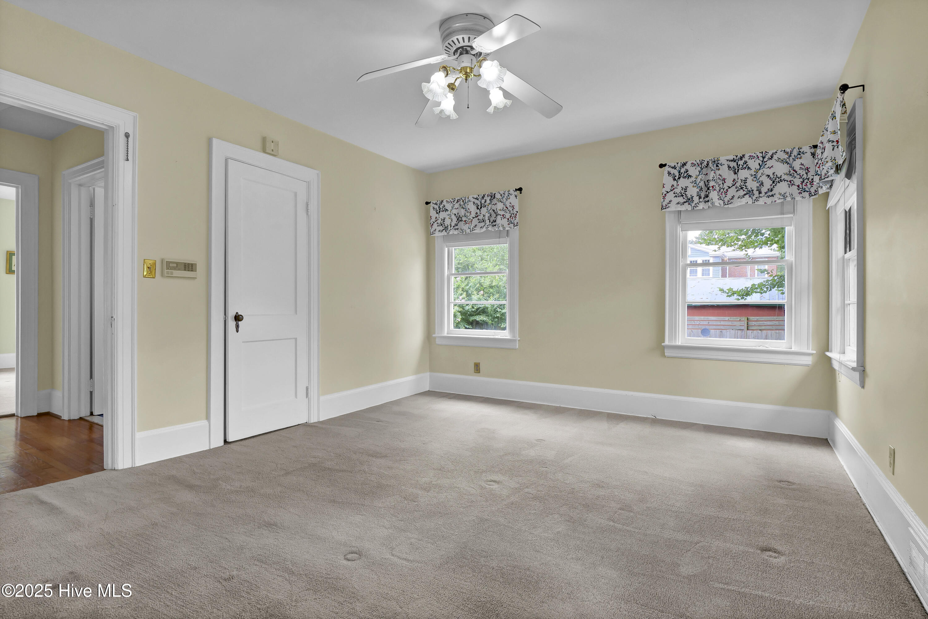 6 Keaton Avenue Property Photo 26