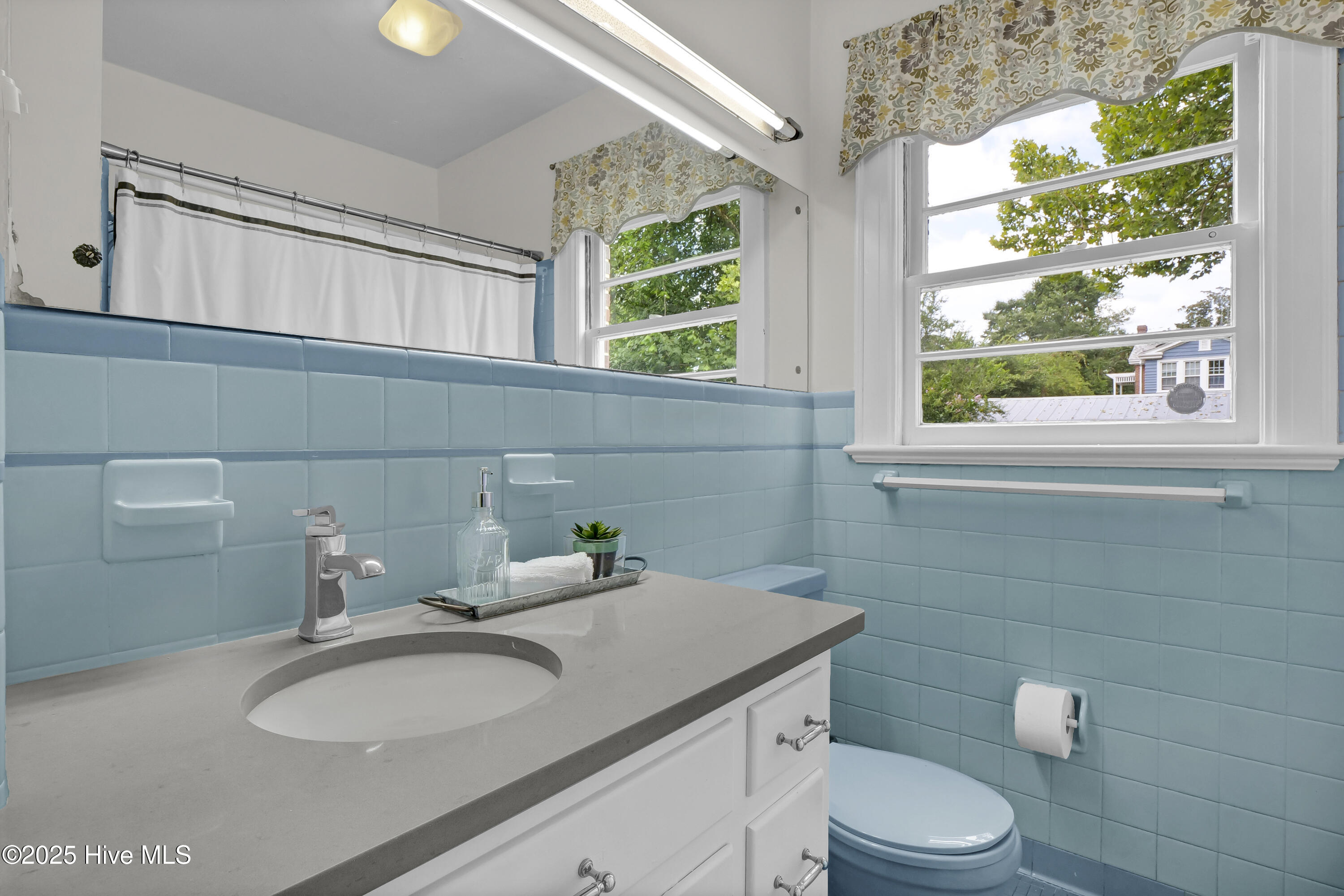 6 Keaton Avenue Property Photo 38