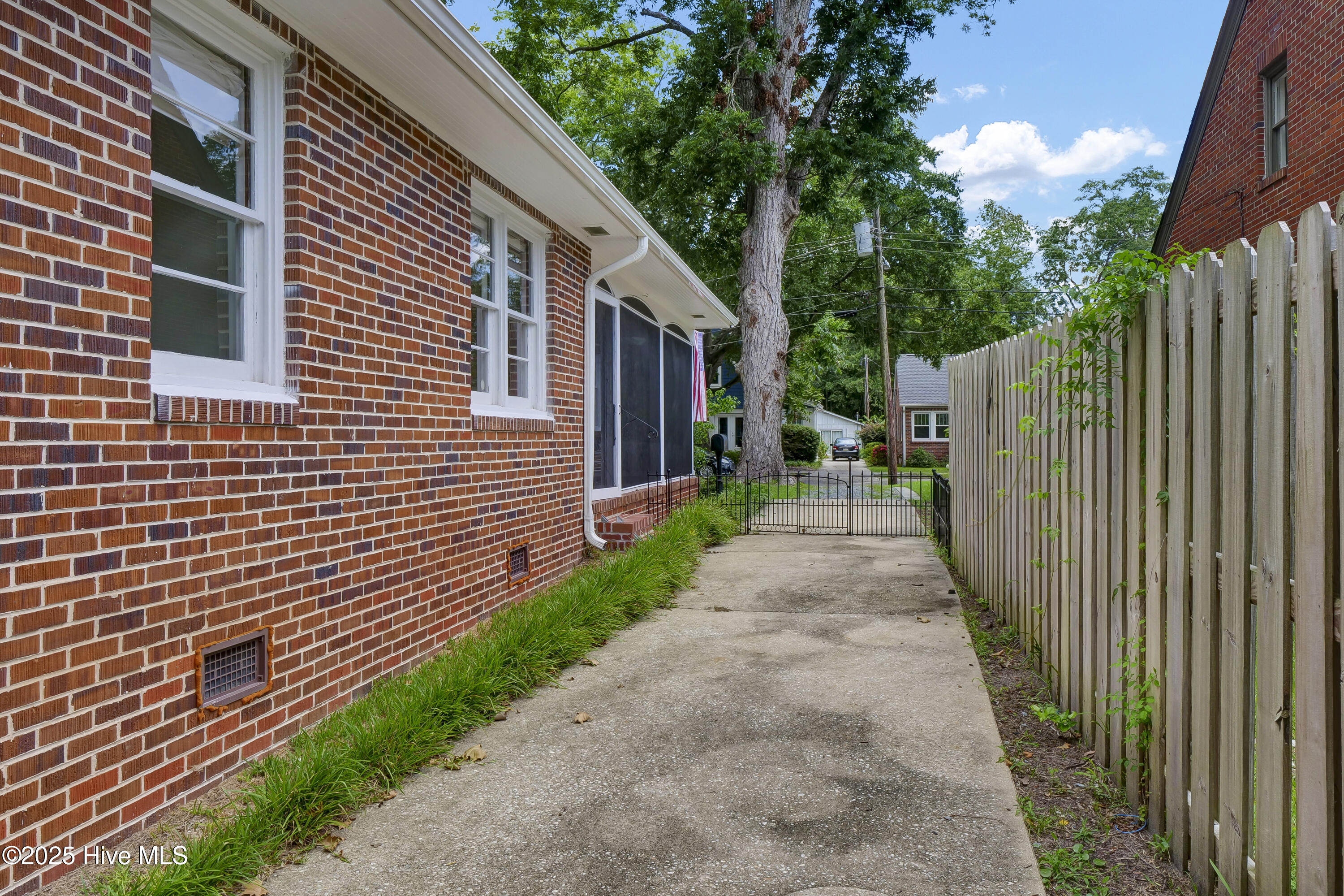 6 Keaton Avenue Property Photo 52