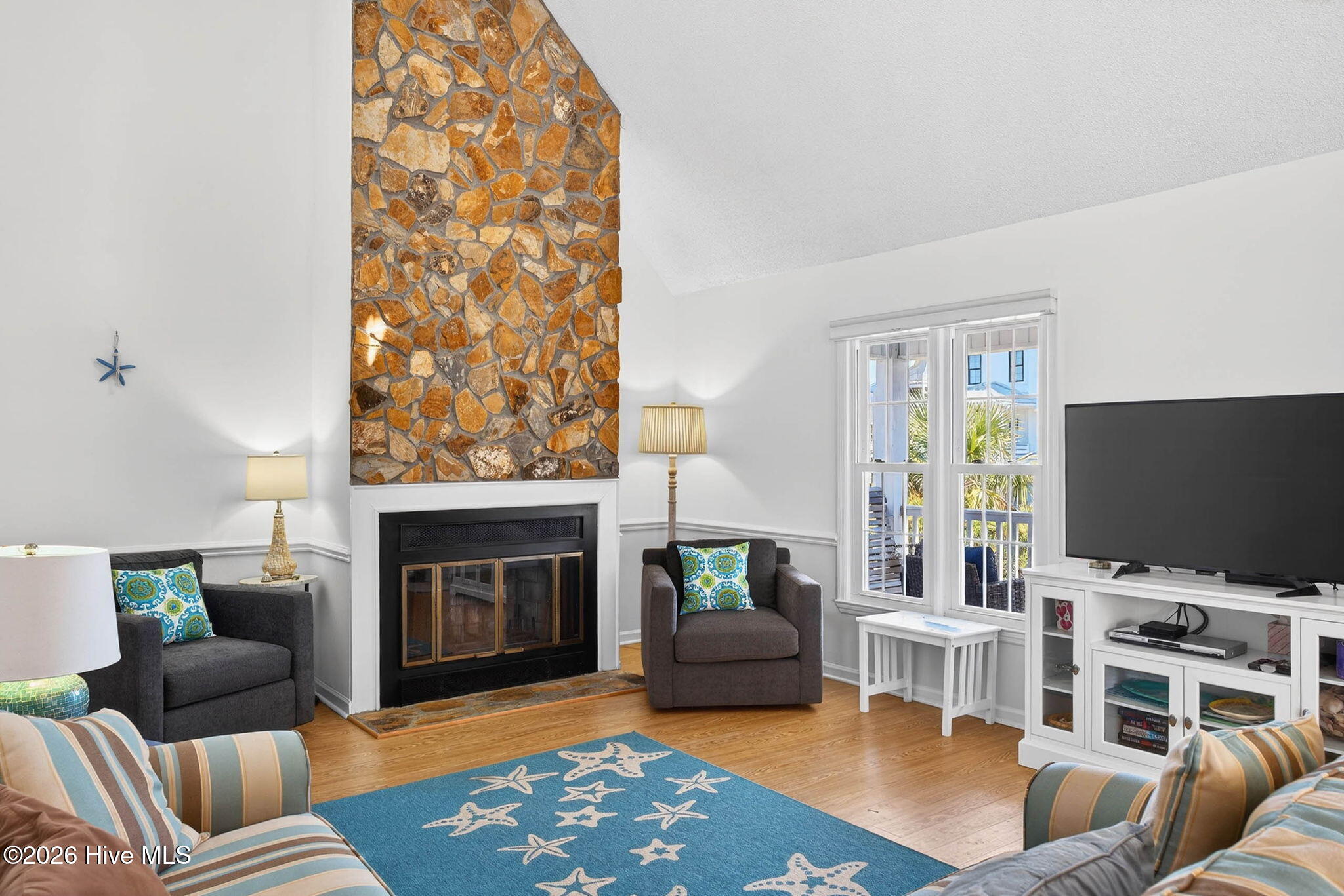1206 N Shore Drive W Property Photo 11