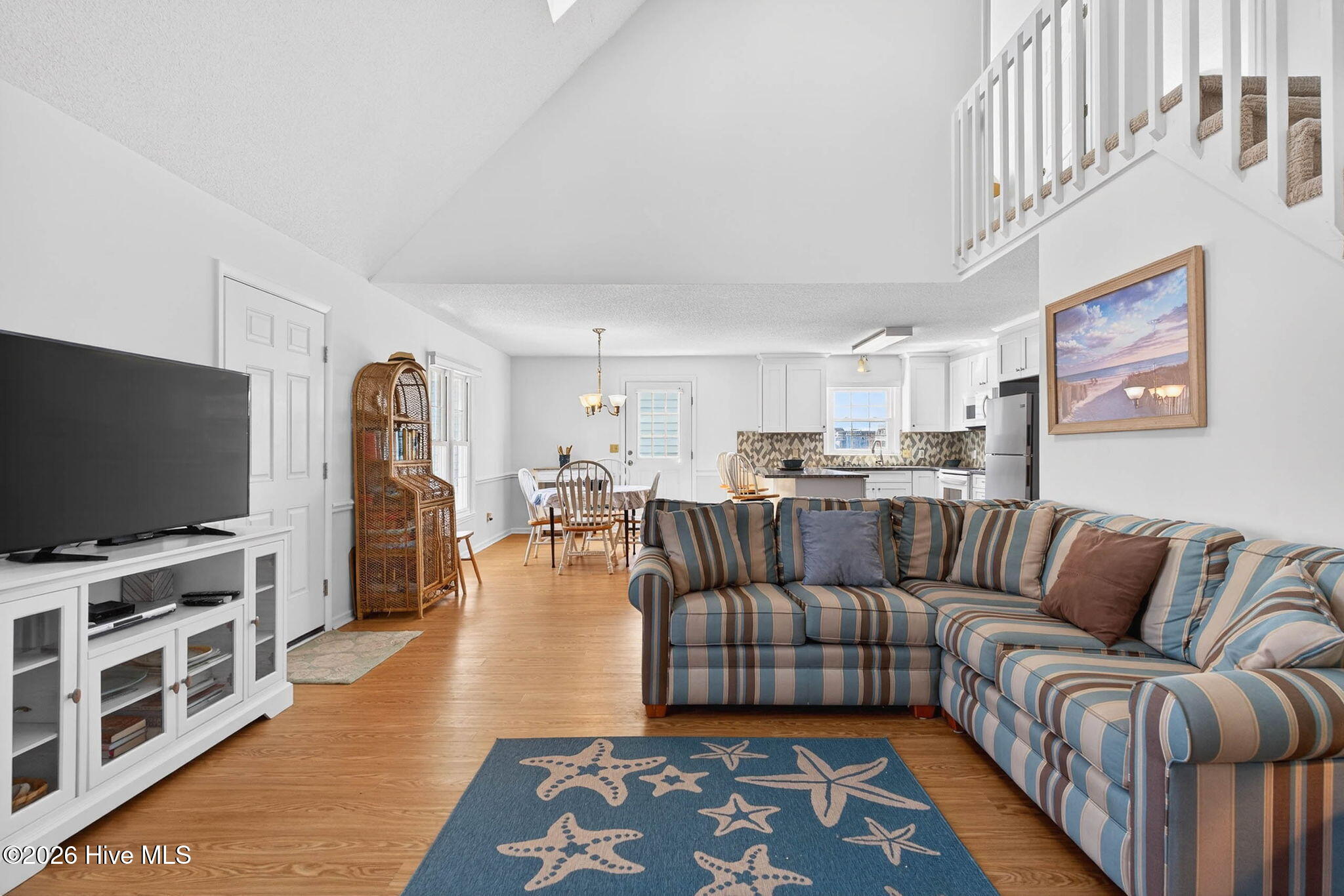 1206 N Shore Drive W Property Photo 12