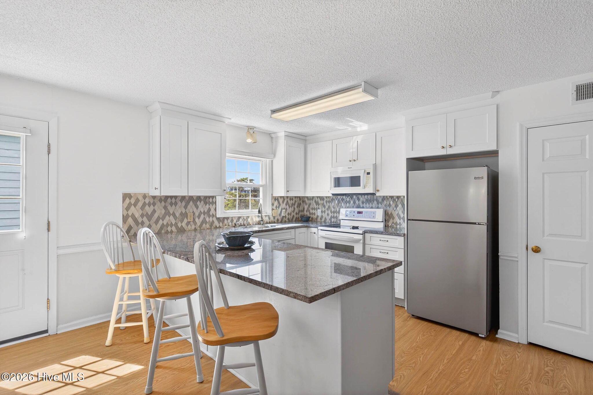 1206 N Shore Drive W Property Photo 13