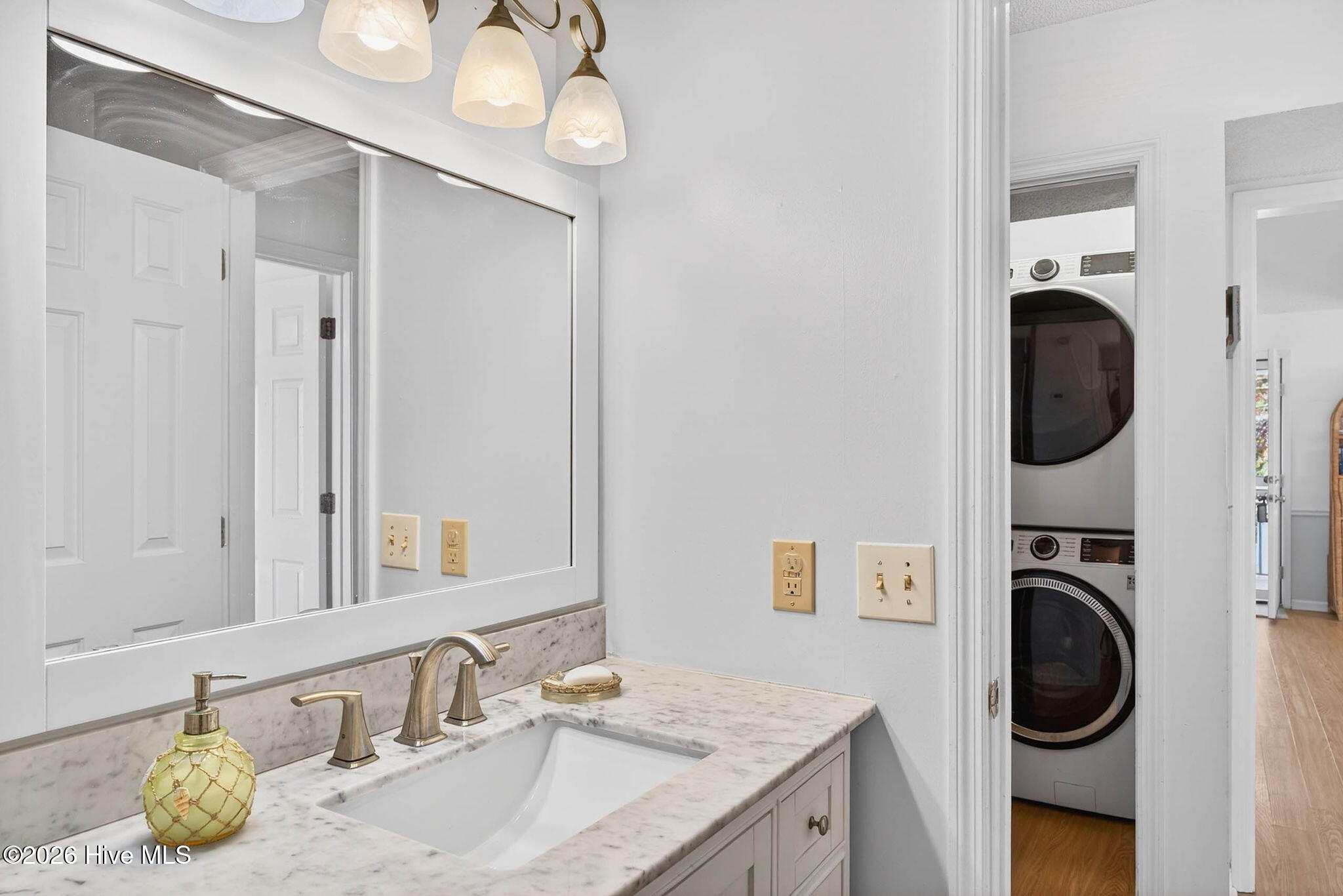 1206 N Shore Drive W Property Photo 31