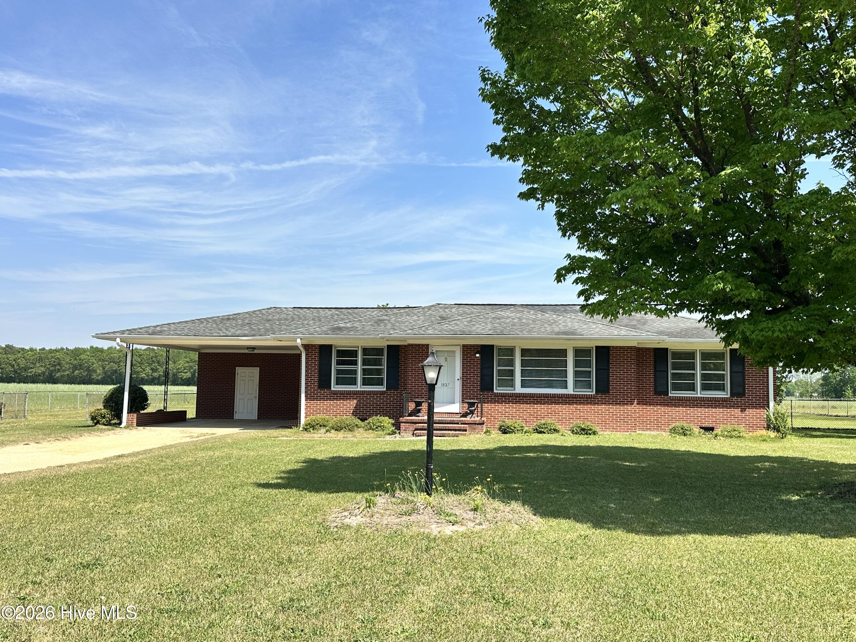 1837 Nc 111 Highway S Property Photo 1